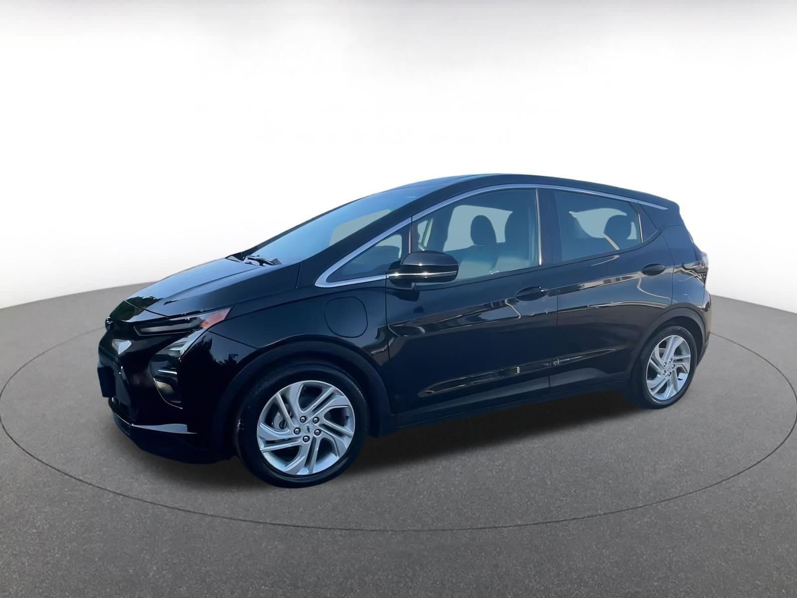 Thumbnail: 2023 Chevrolet Bolt EV - 8
