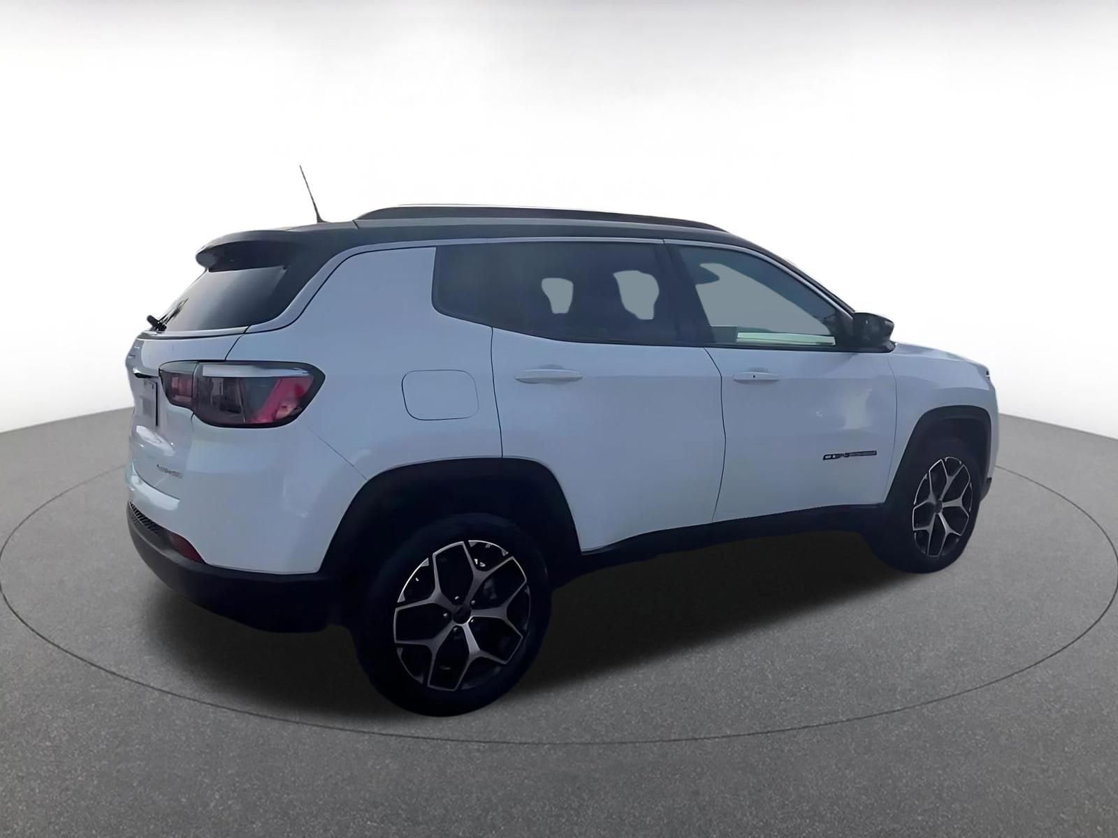 Thumbnail: 2025 Jeep Compass - 14