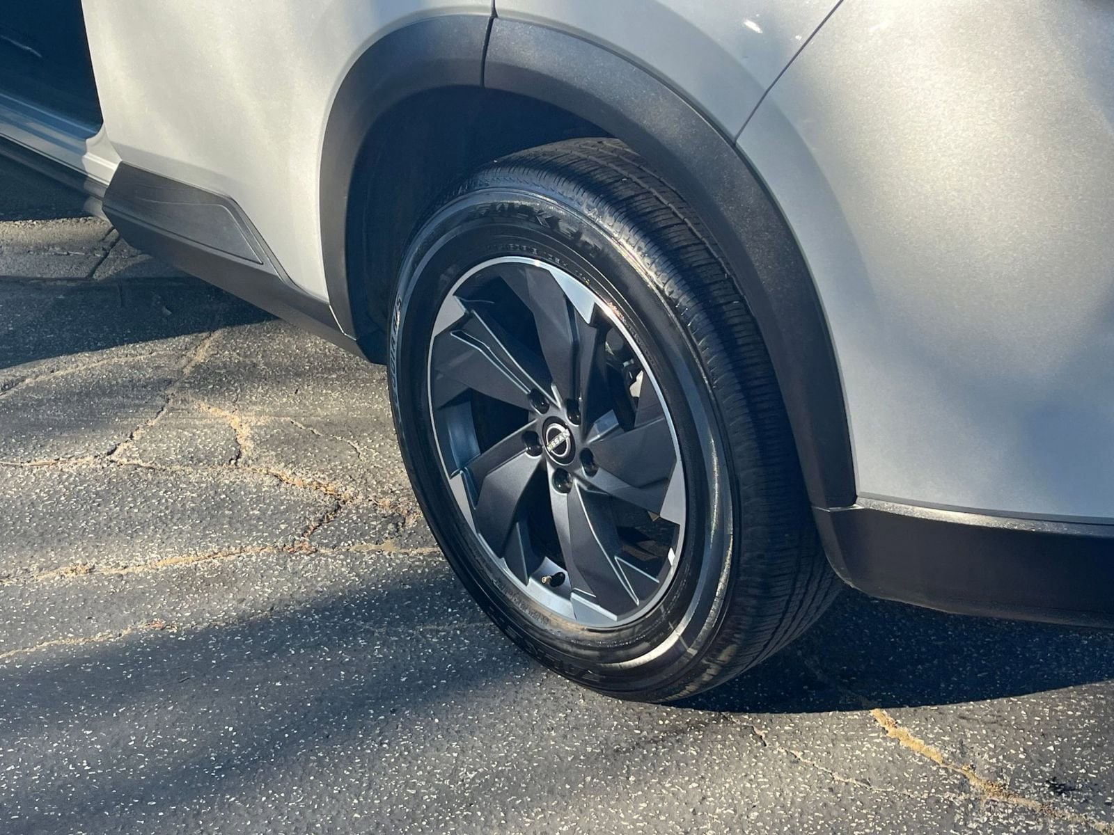 Thumbnail: 2025 Nissan Rogue - 31