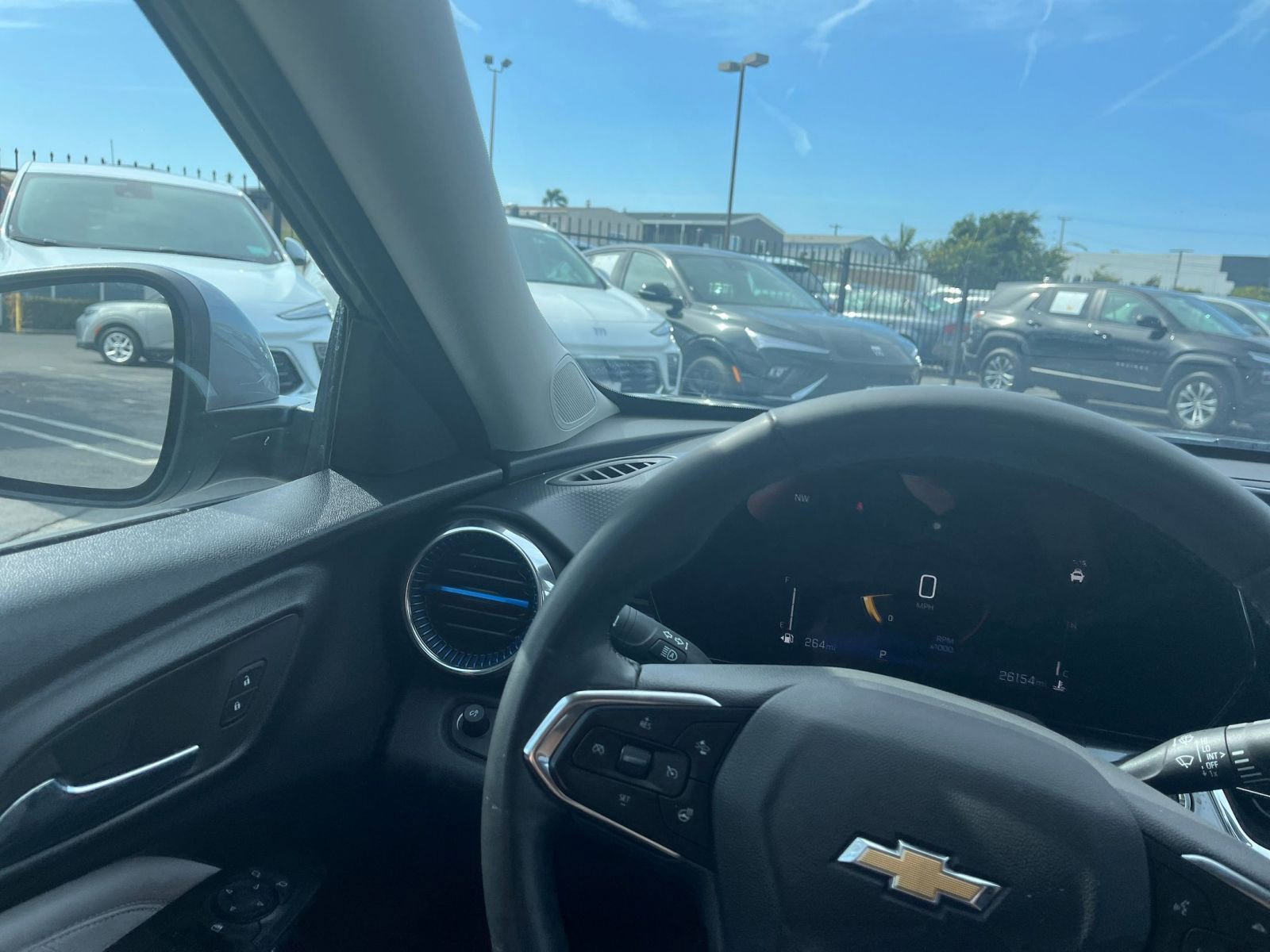 Thumbnail: 2025 Chevrolet Trax - 35