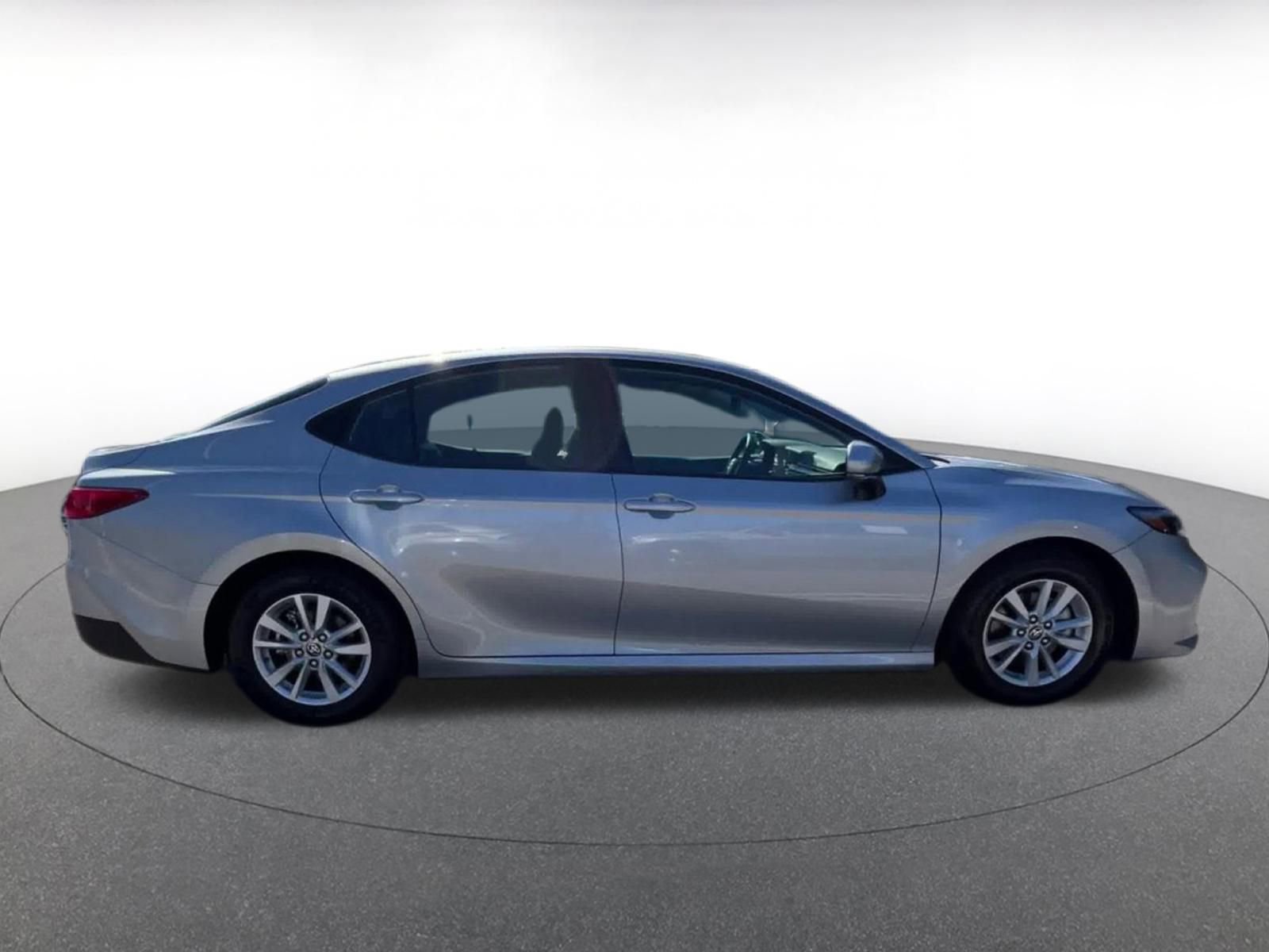 Thumbnail: 2025 Toyota Camry - 16