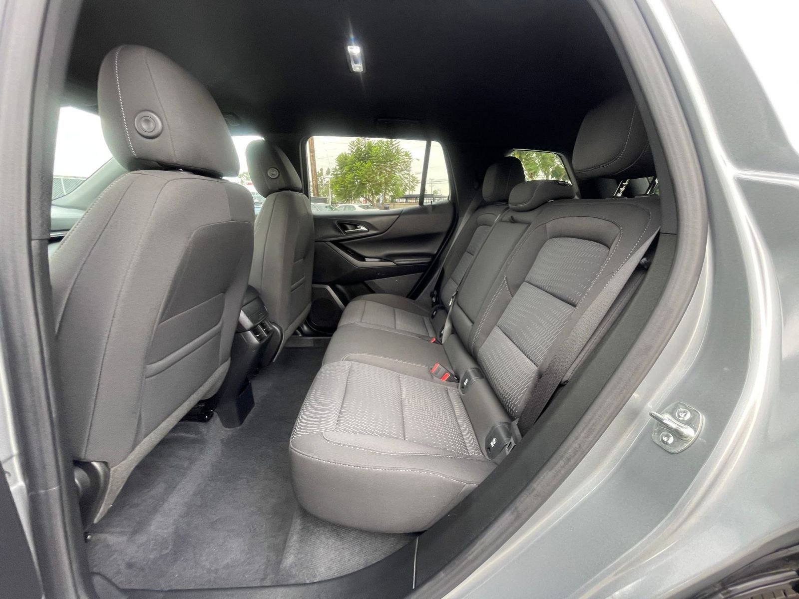 Thumbnail: 2025 Chevrolet Equinox - 25