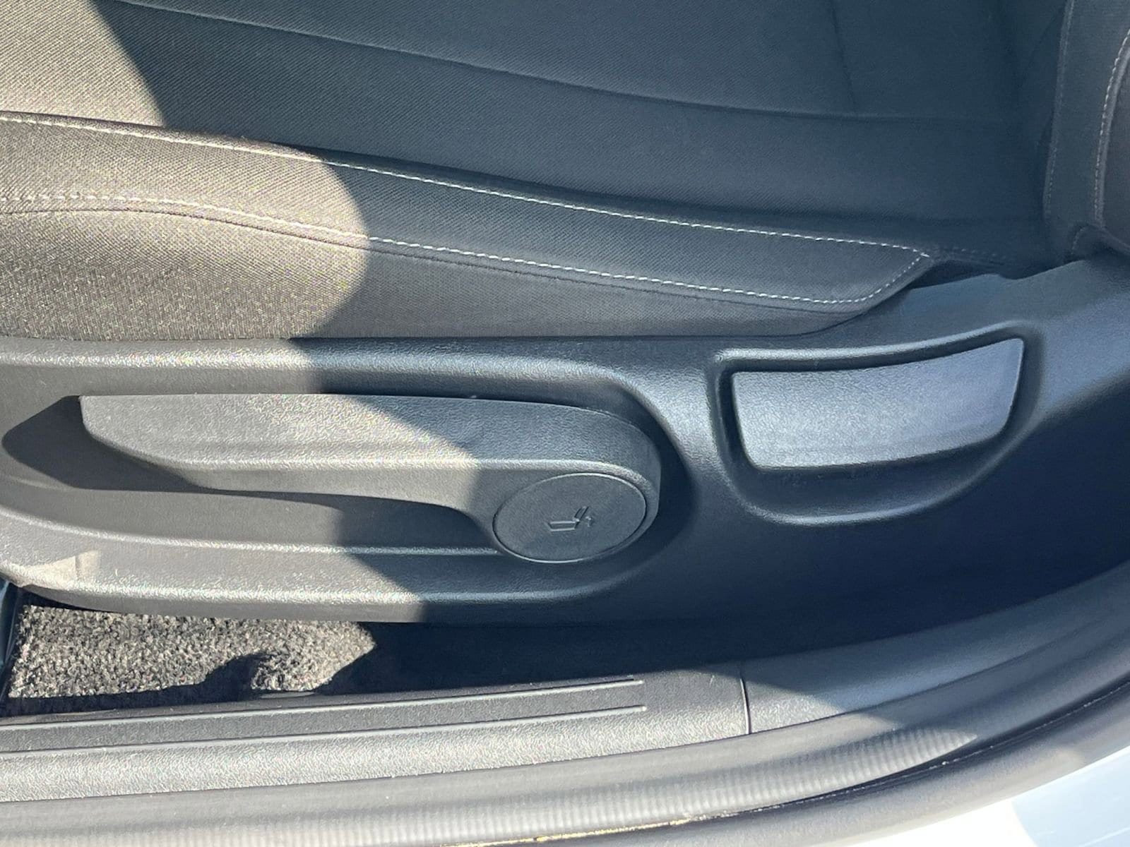 Thumbnail: 2025 Hyundai Elantra - 23