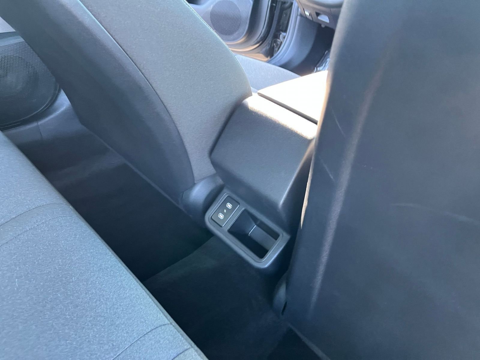 Thumbnail: 2025 Kia K4 - 23