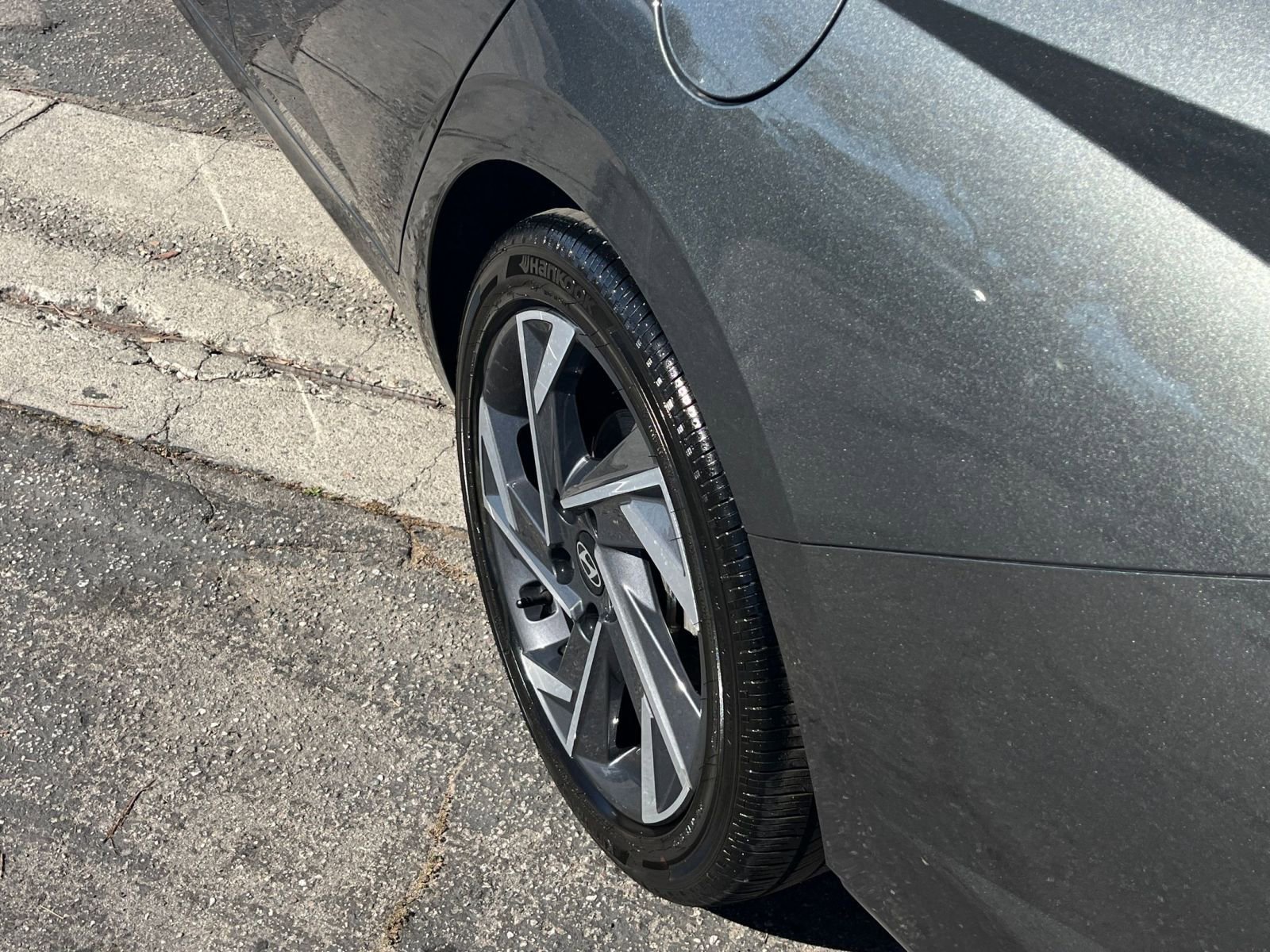 Thumbnail: 2025 Hyundai Elantra - 32