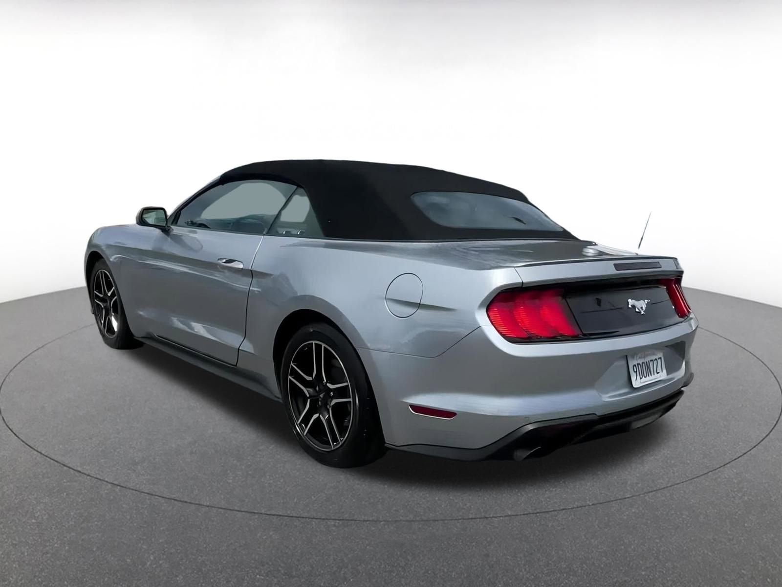 Thumbnail: 2023 Ford Mustang - 10