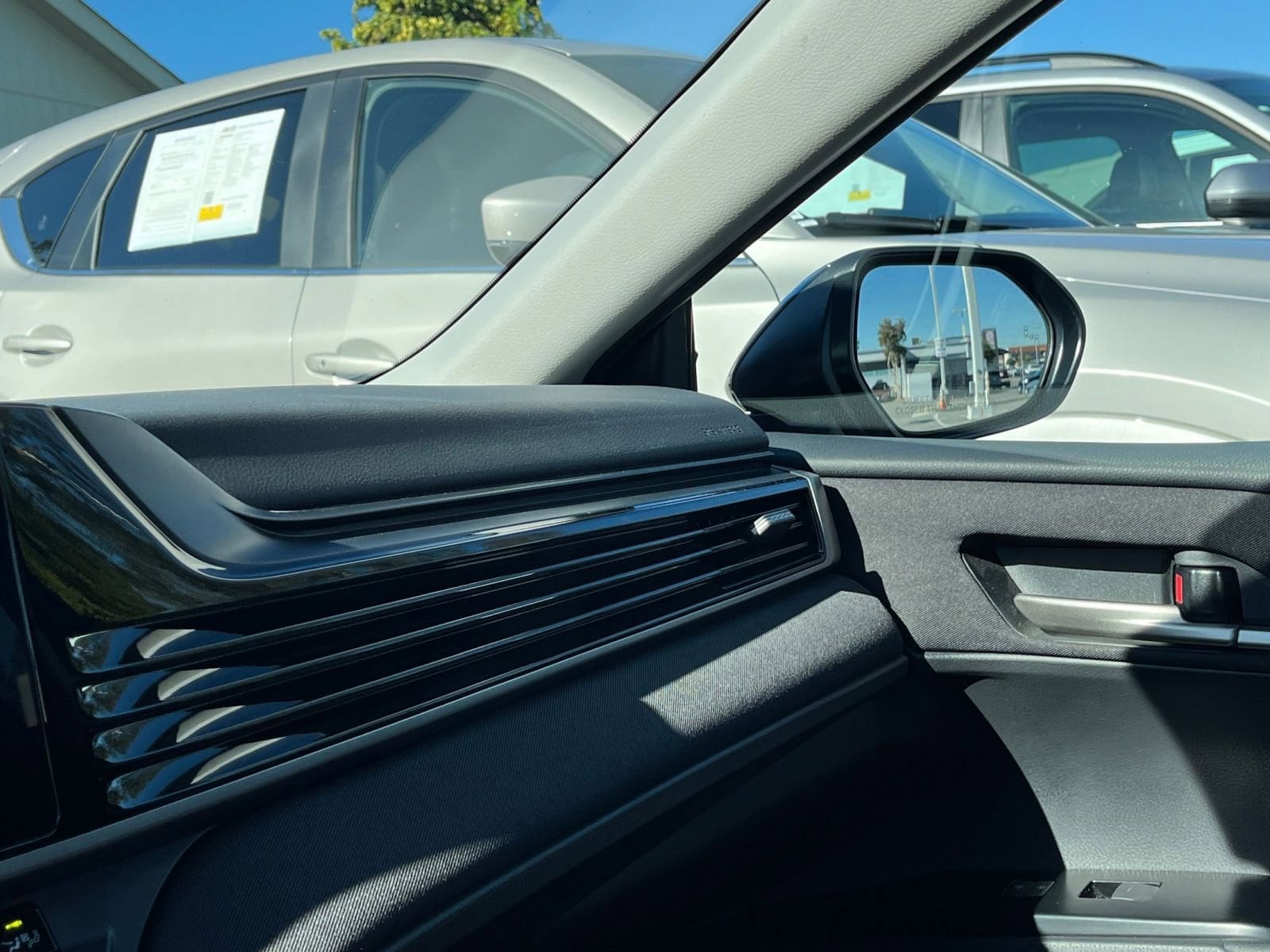 Thumbnail: 2025 Toyota Camry - 35