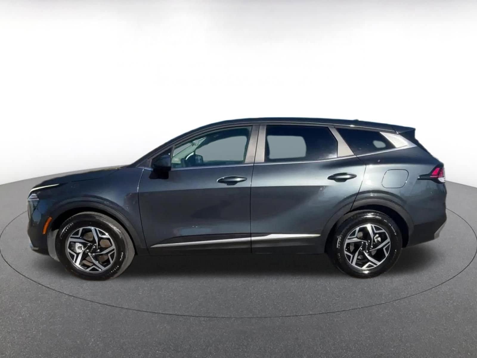 Thumbnail: 2025 Kia Sportage - 9