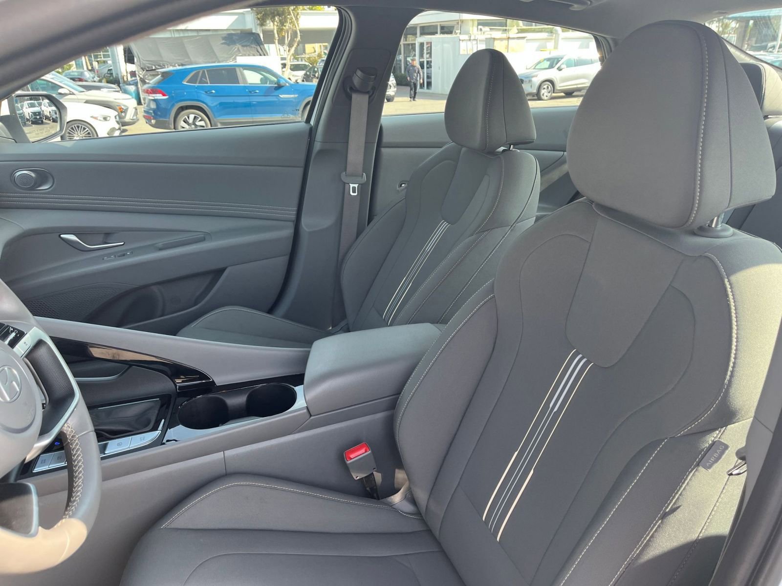 Thumbnail: 2025 Hyundai Elantra - 27