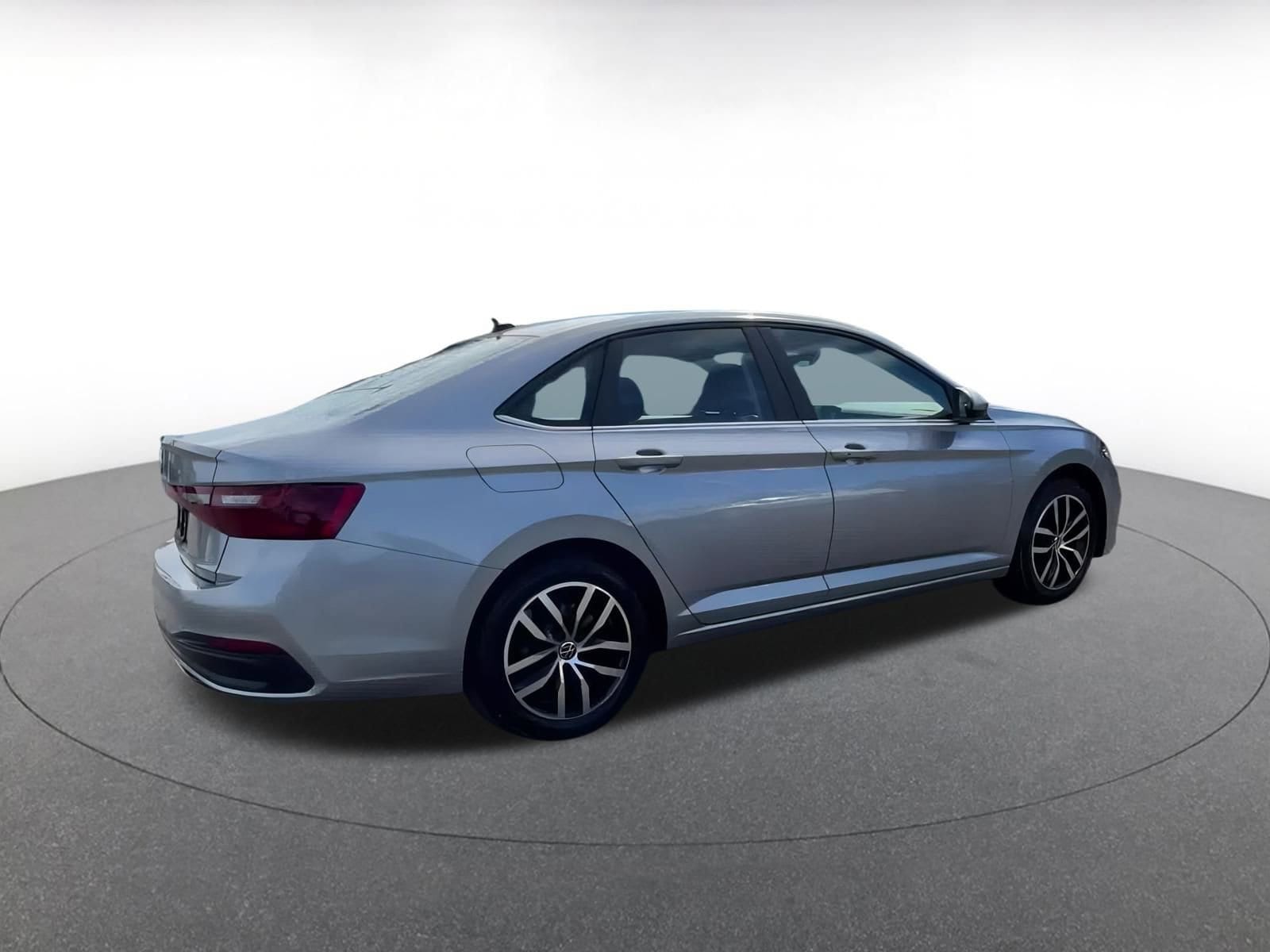 Thumbnail: 2025 Volkswagen Jetta - 14