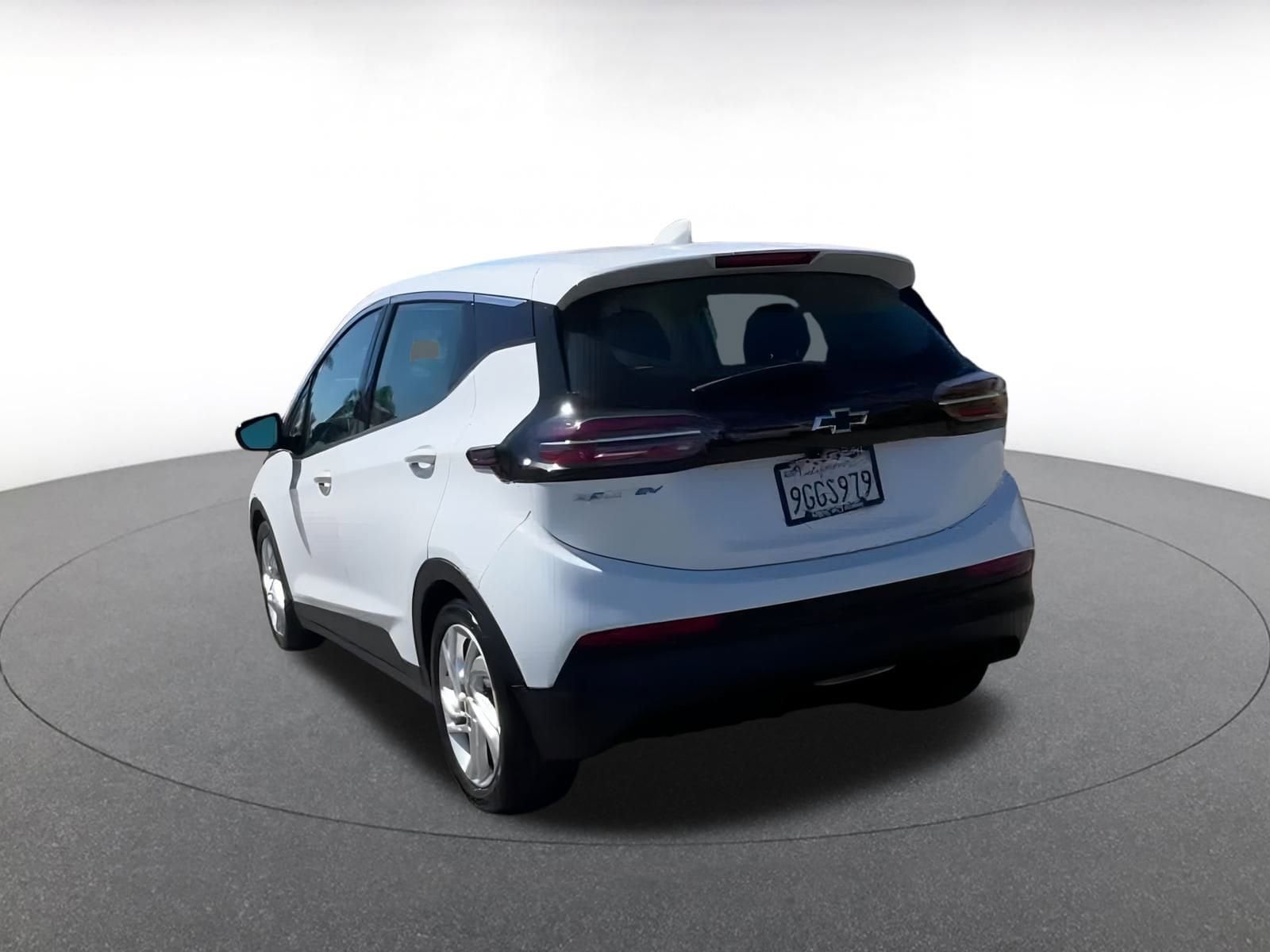 Thumbnail: 2023 Chevrolet Bolt EV - 9