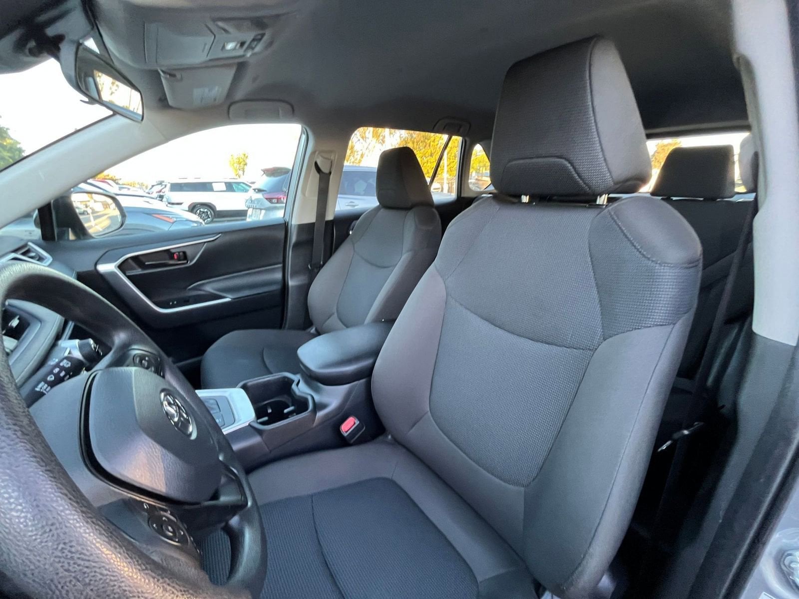 Thumbnail: 2025 Toyota RAV4 - 27