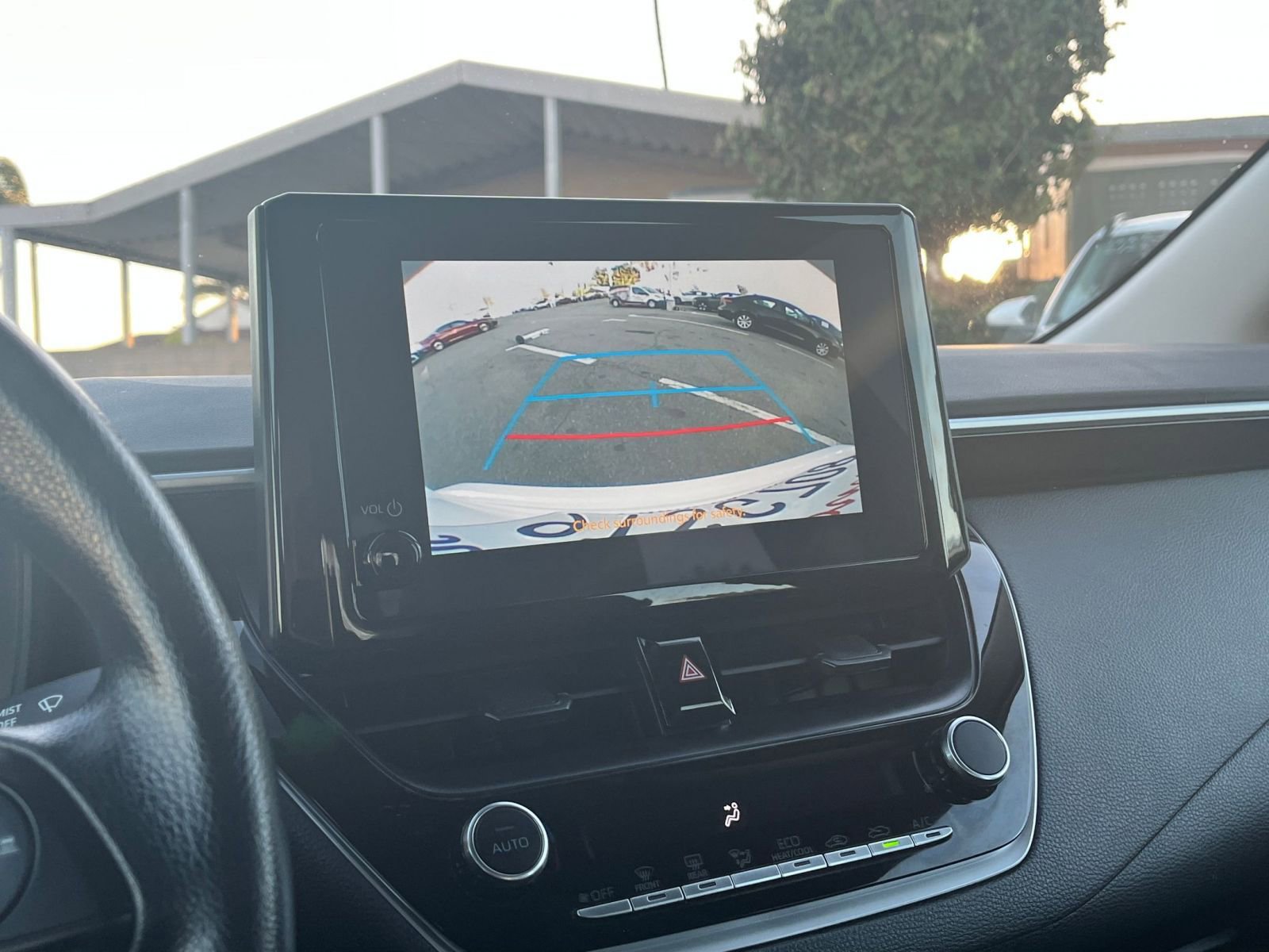 Thumbnail: 2025 Toyota Corolla - 24