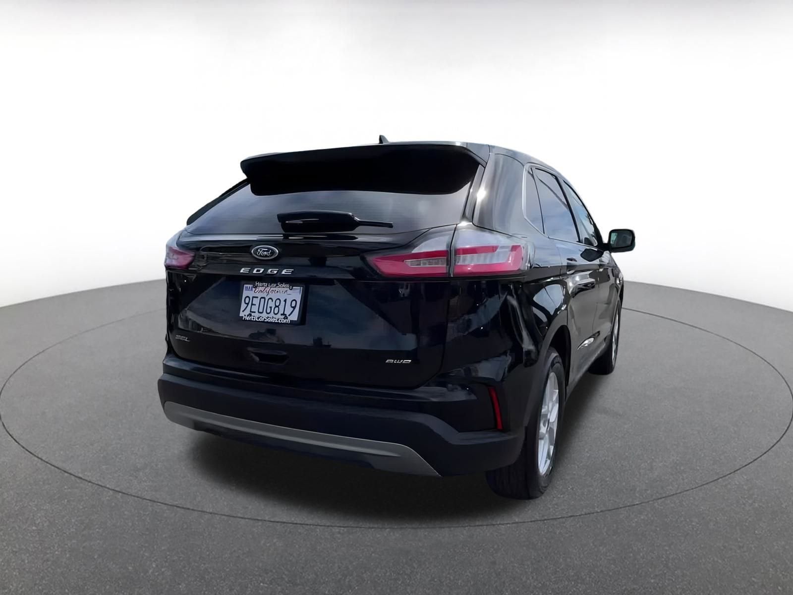 Thumbnail: 2023 Ford Edge - 12