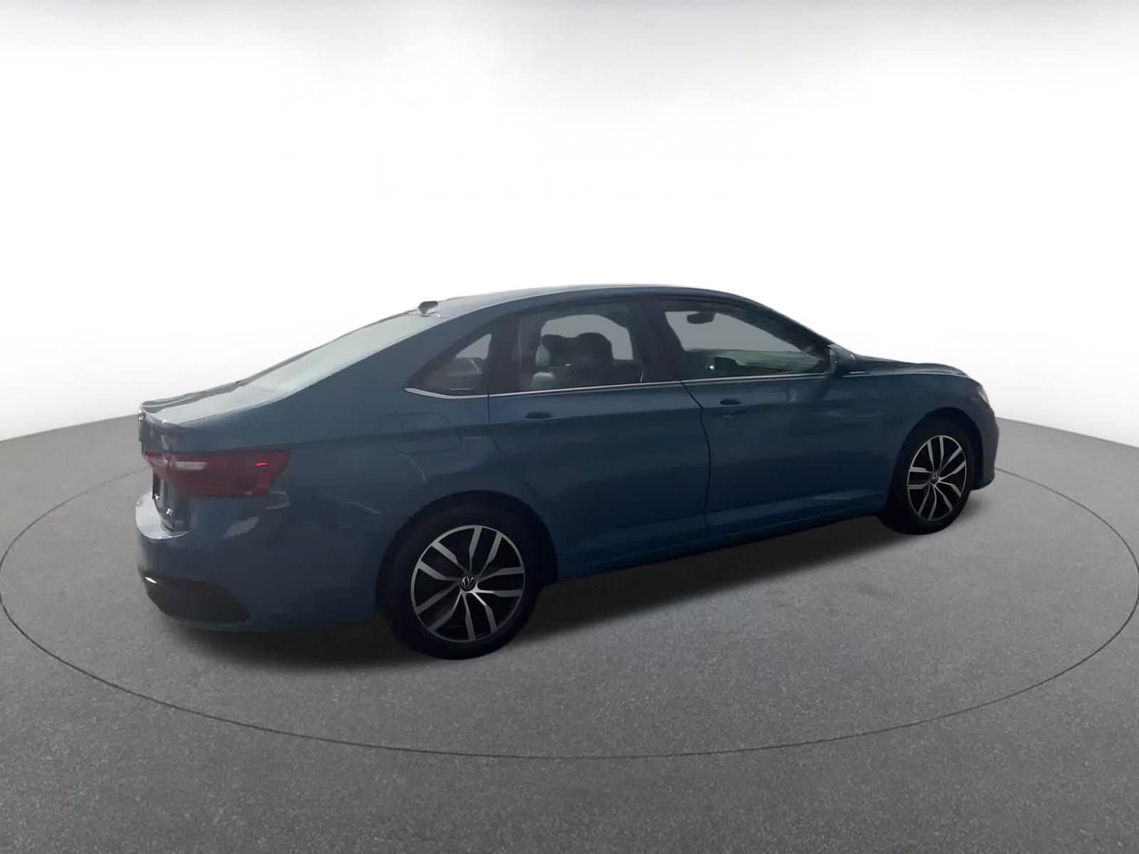 Thumbnail: 2025 Volkswagen Jetta - 15