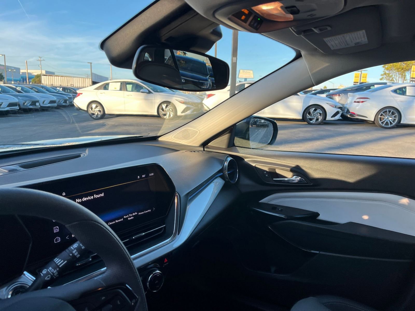 Thumbnail: 2025 Chevrolet Trax - 35