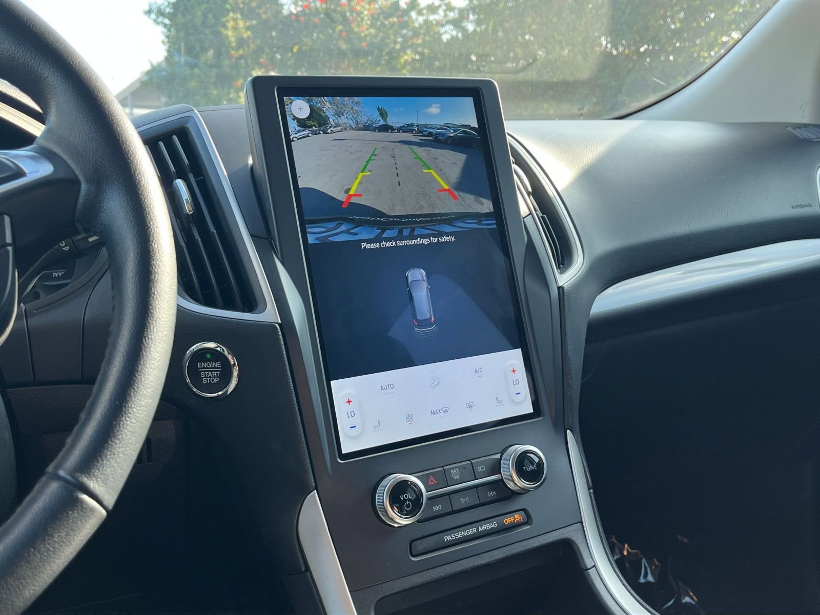 Thumbnail: 2023 Ford Edge - 17