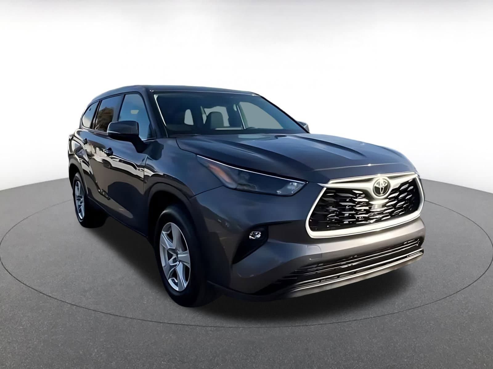 Thumbnail: 2025 Toyota Highlander - 8