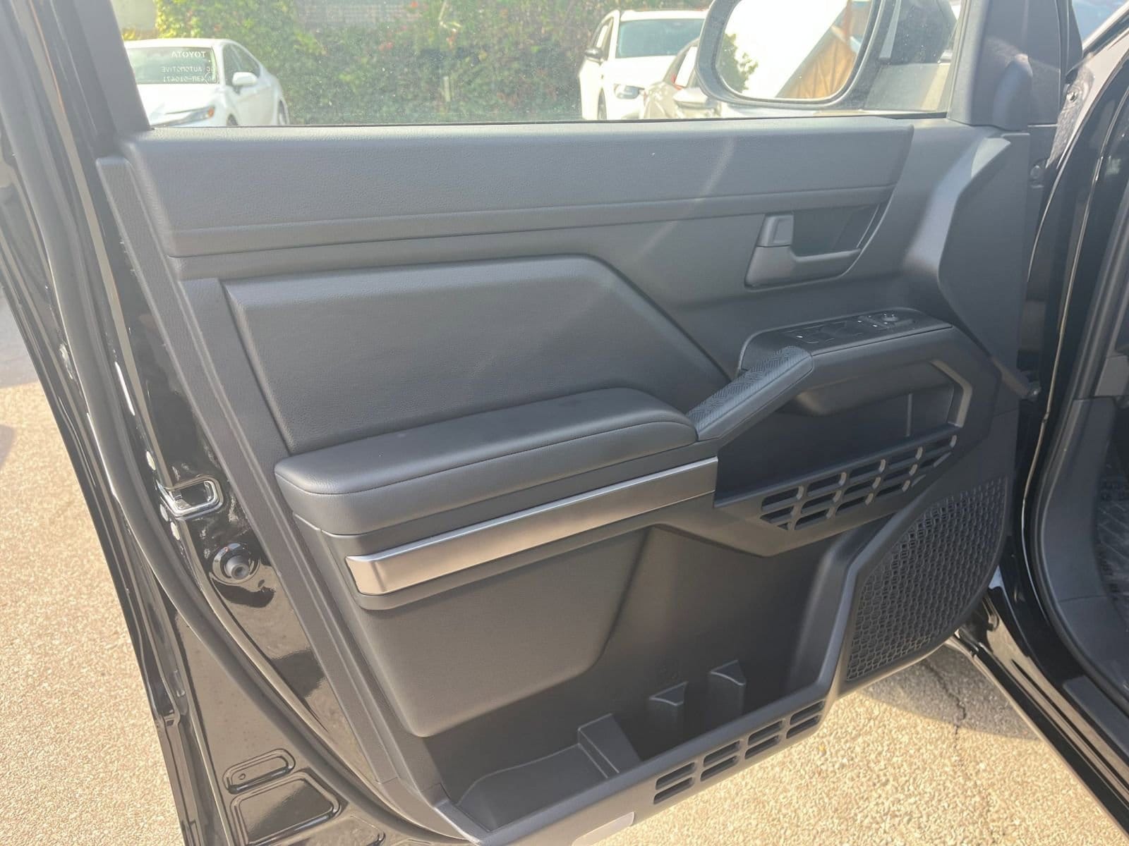 Thumbnail: 2025 Toyota 4Runner - 20