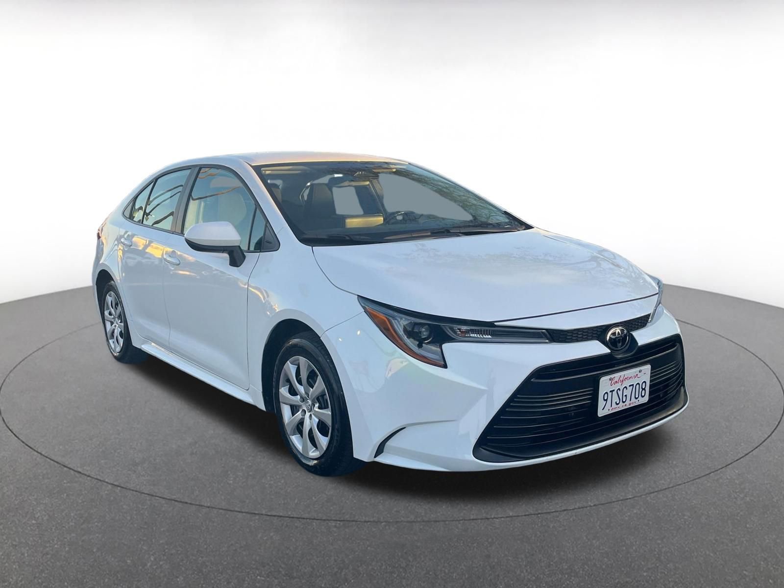 Thumbnail: 2025 Toyota Corolla - 1