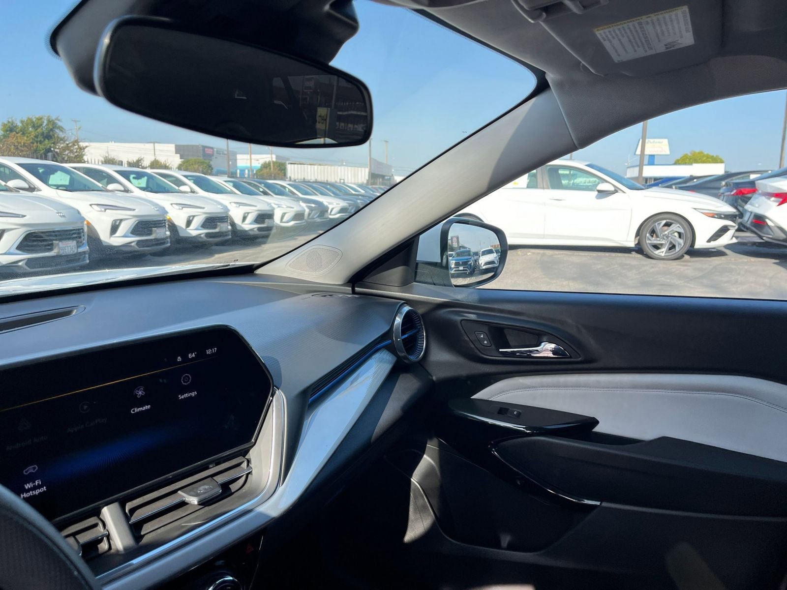 Thumbnail: 2025 Chevrolet Trax - 35