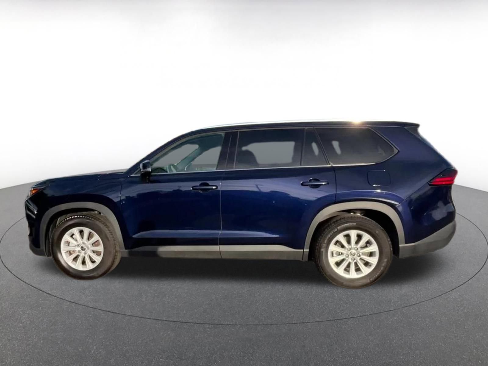 Thumbnail: 2025 Toyota Grand Highlander - 9