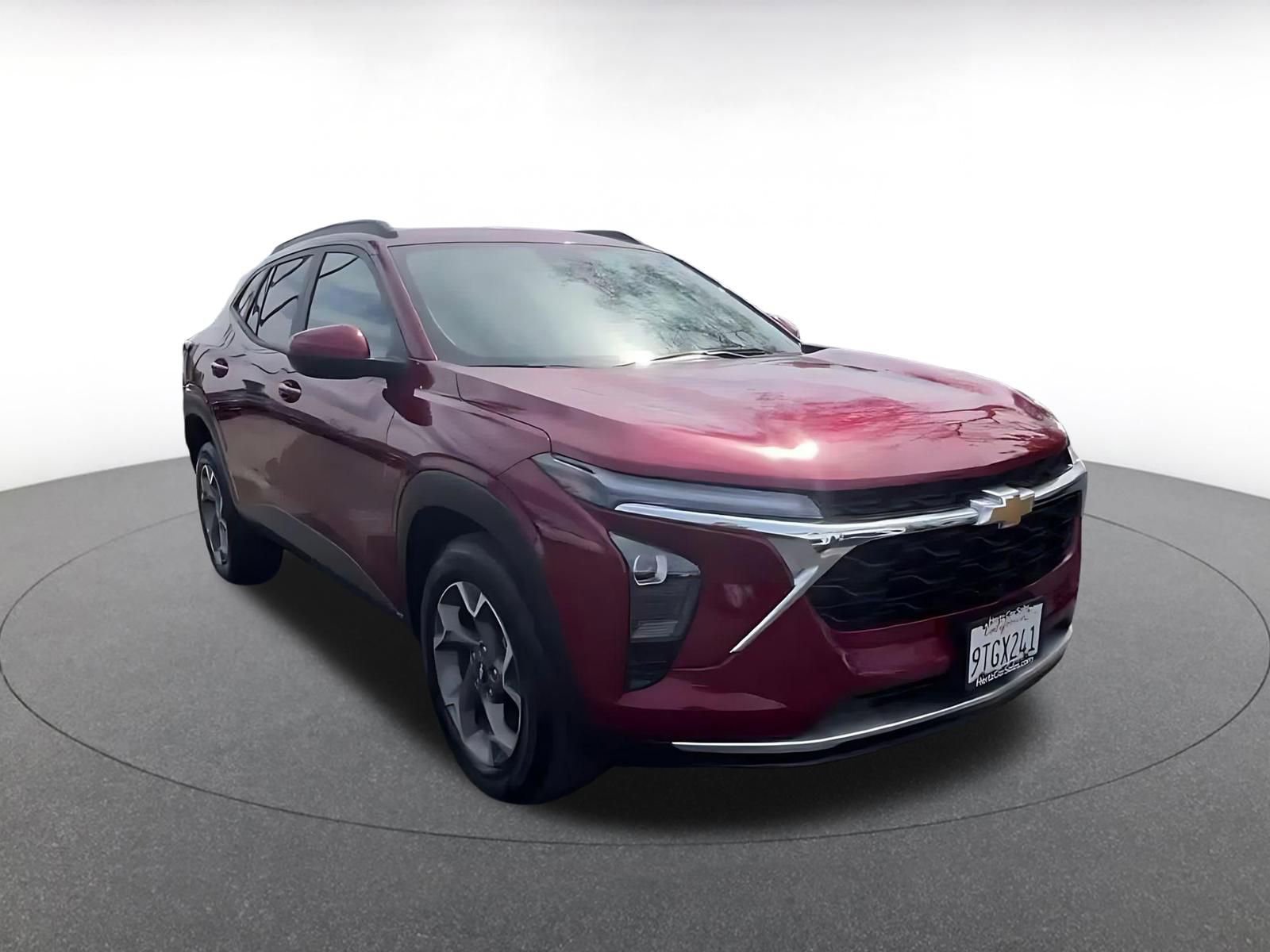 Thumbnail: 2025 Chevrolet Trax - 3