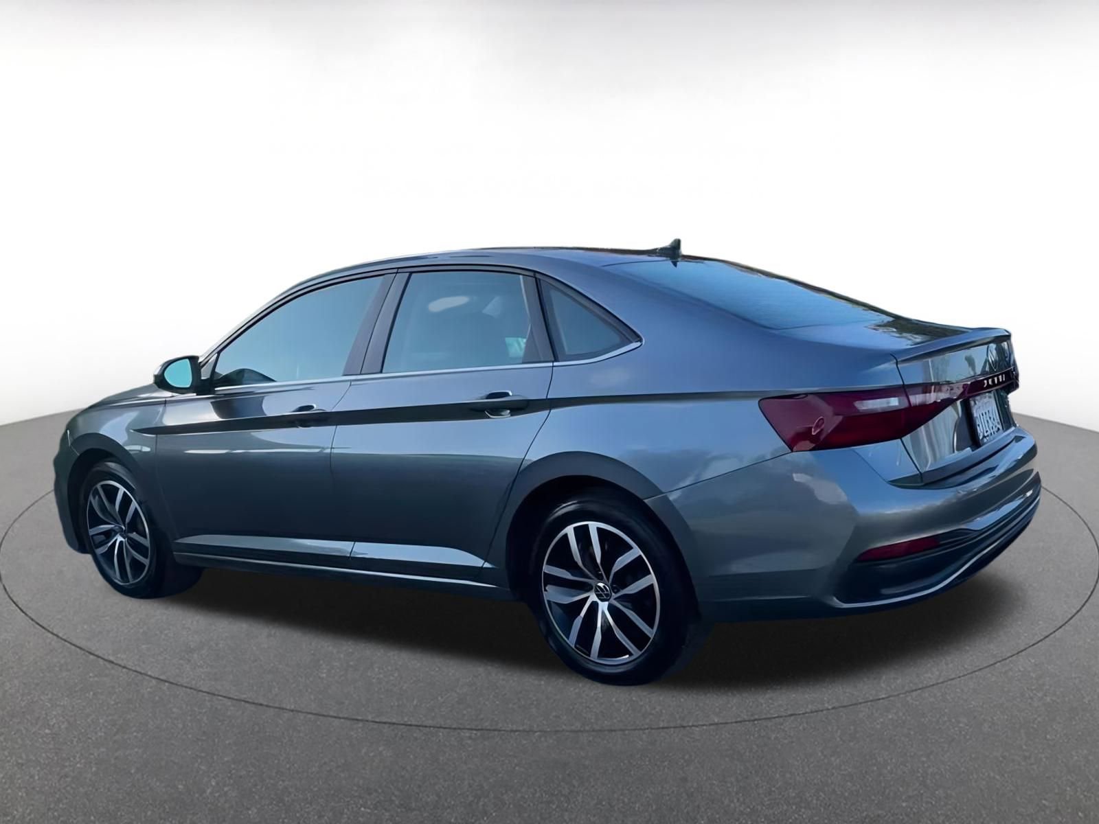 Thumbnail: 2025 Volkswagen Jetta - 10