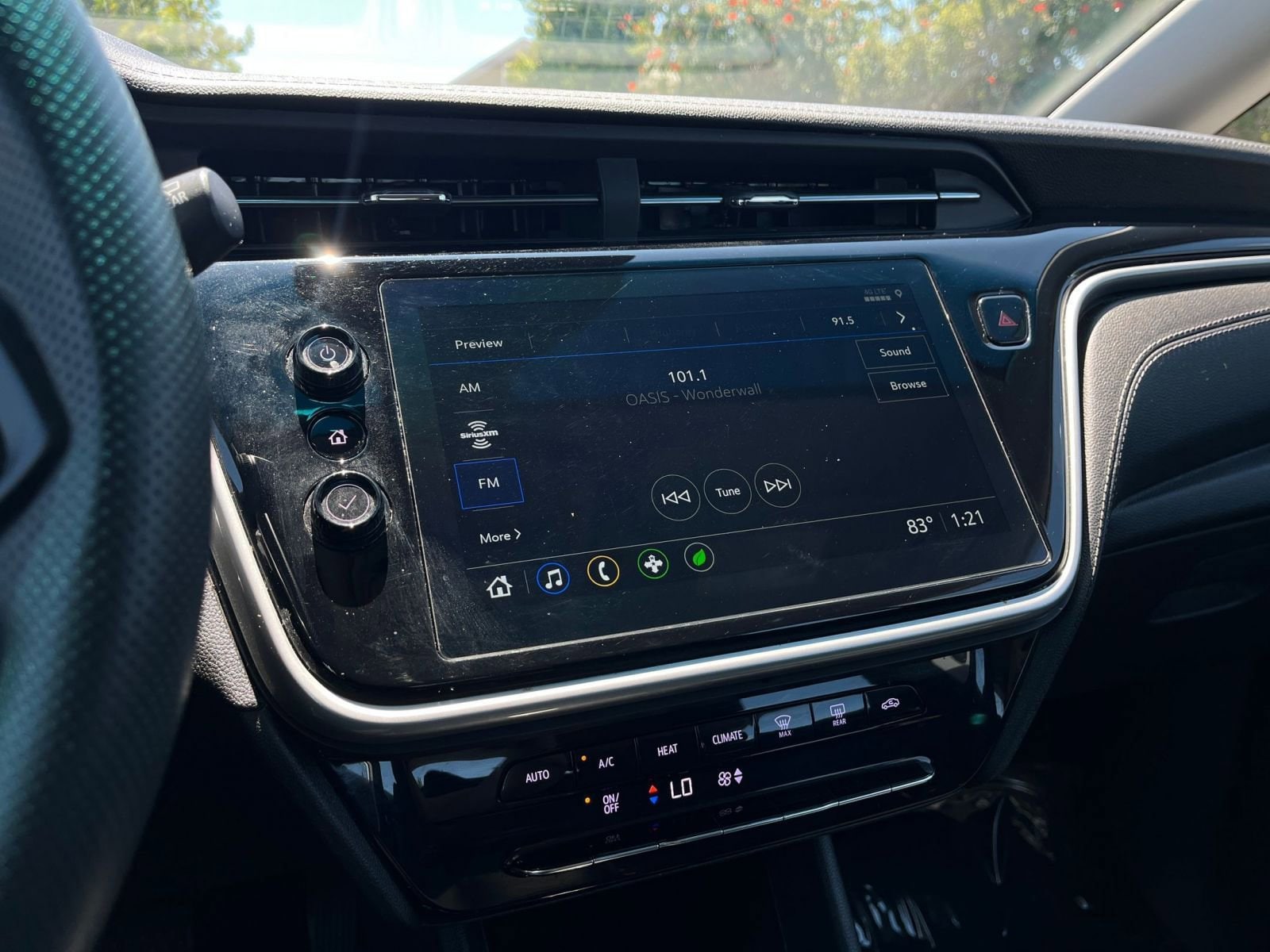 Thumbnail: 2023 Chevrolet Bolt EV - 21