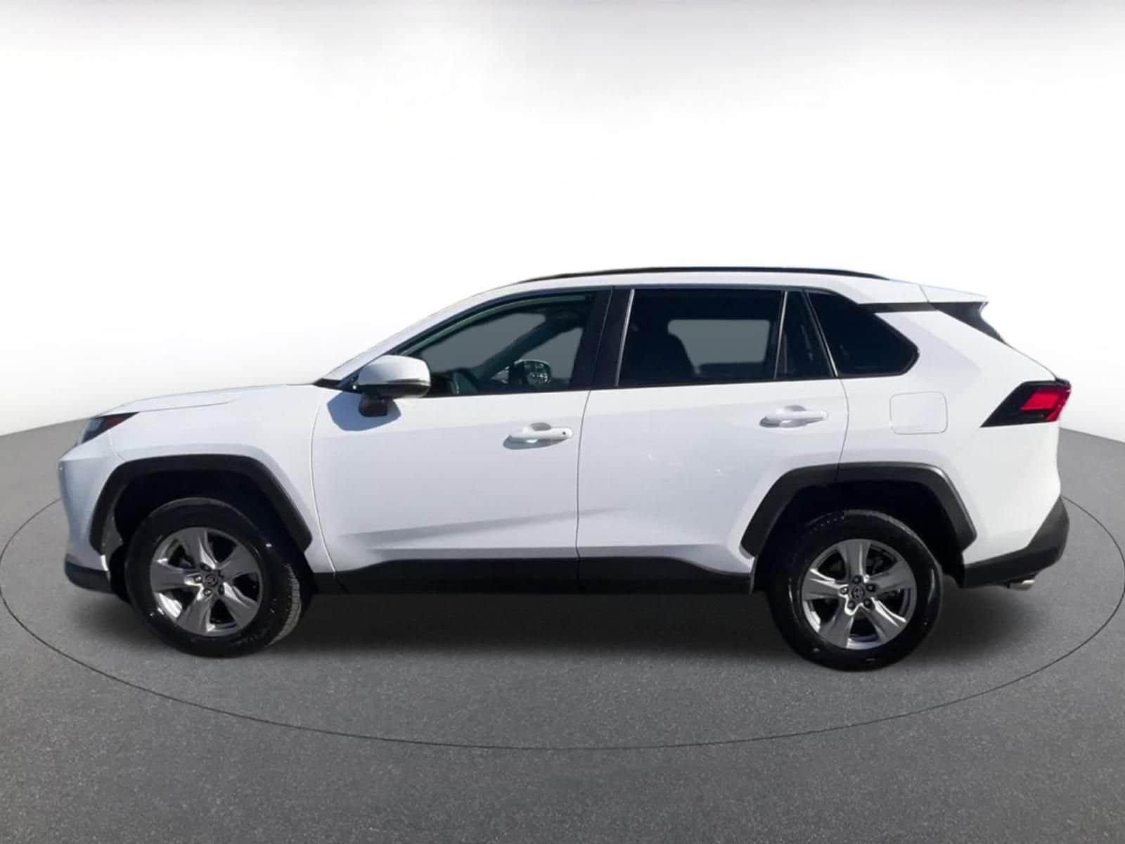 Thumbnail: 2025 Toyota RAV4 - 9