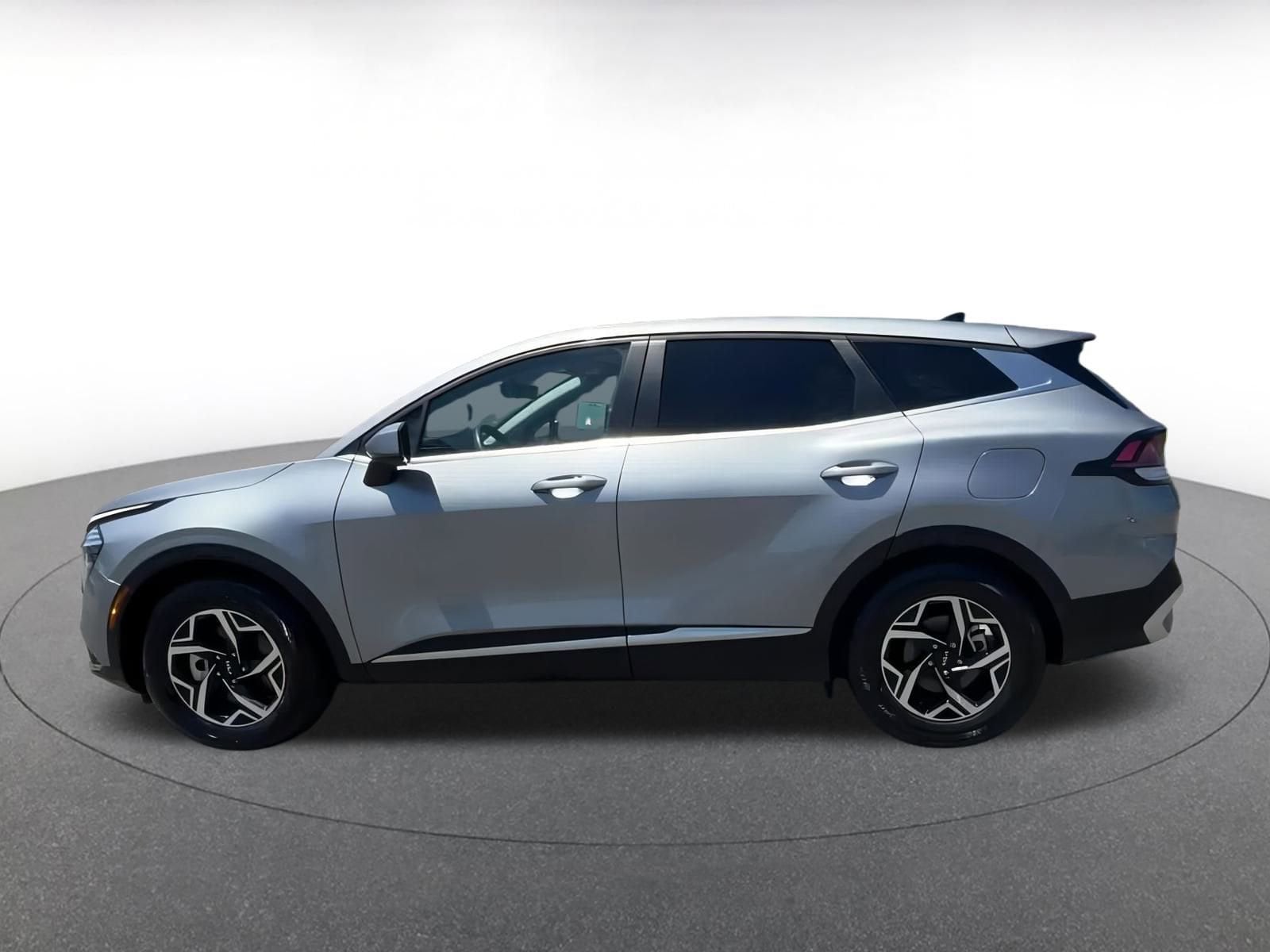 Thumbnail: 2024 Kia Sportage - 9