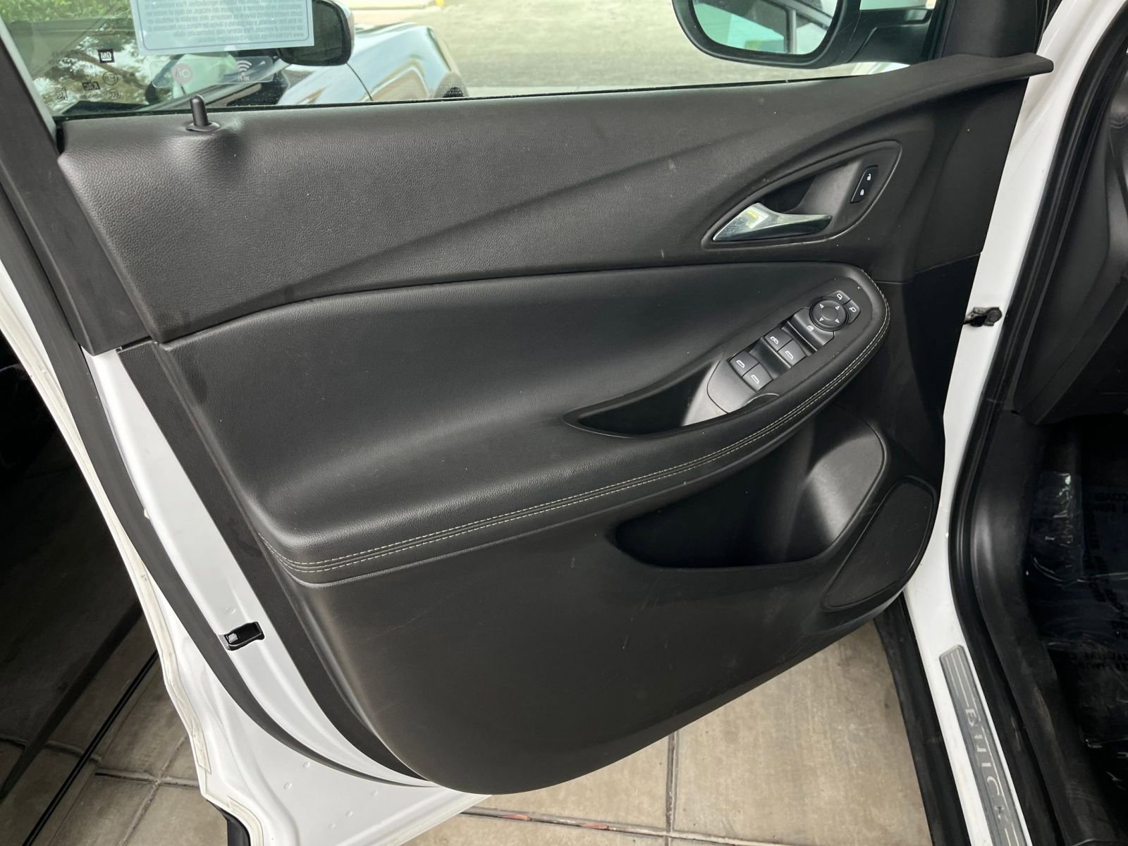 Thumbnail: 2021 Buick Encore GX - 16