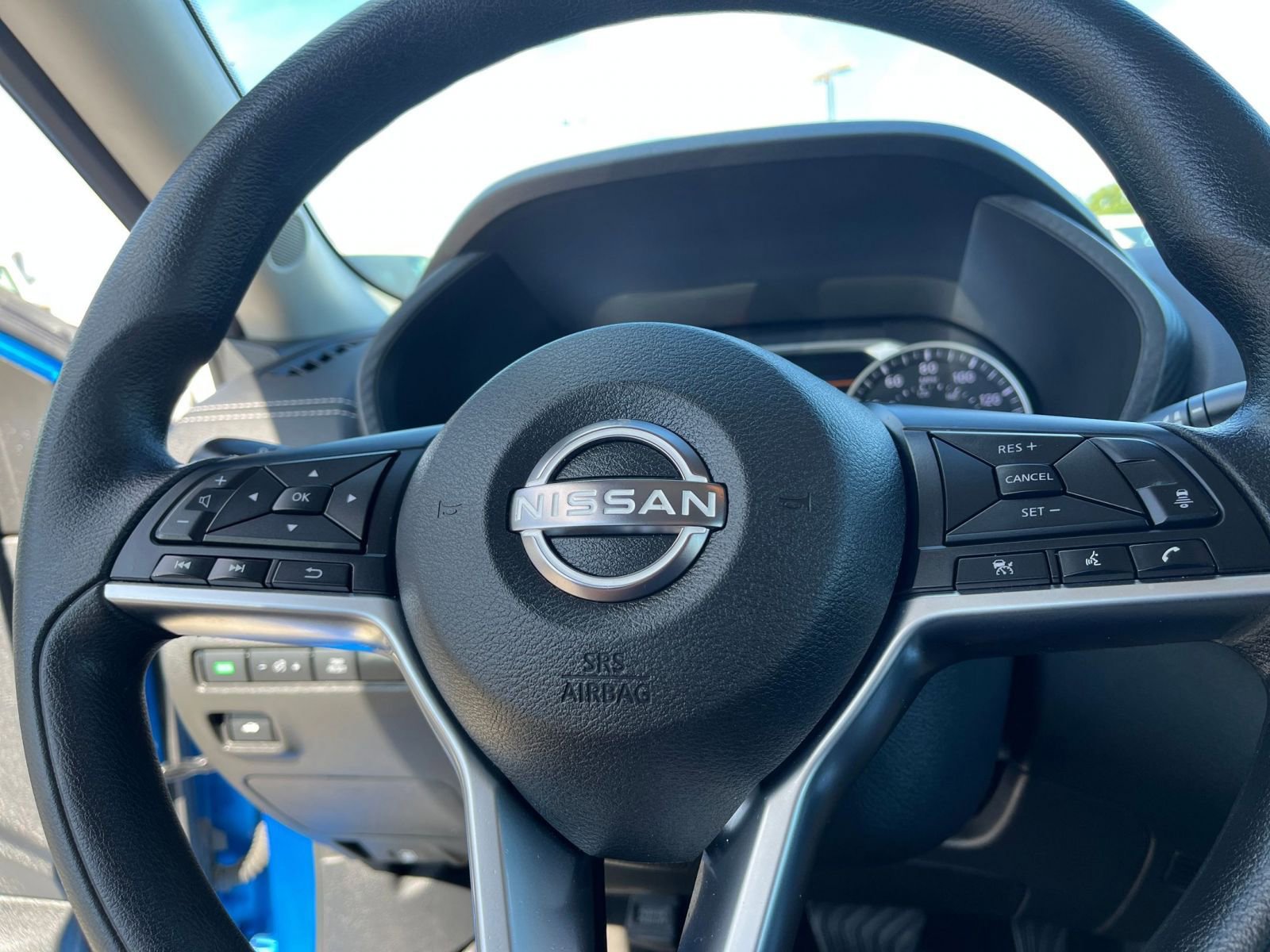 Thumbnail: 2025 Nissan Sentra - 28