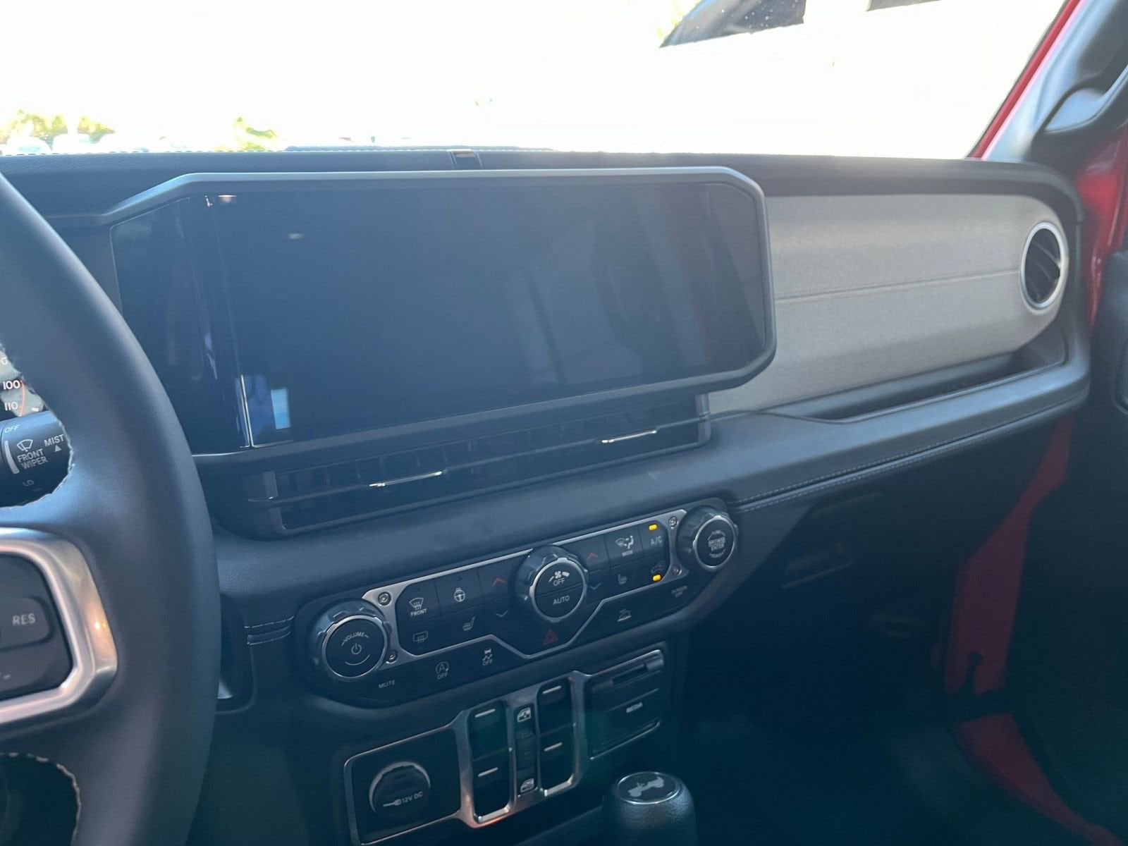 Thumbnail: 2025 Jeep Wrangler - 18