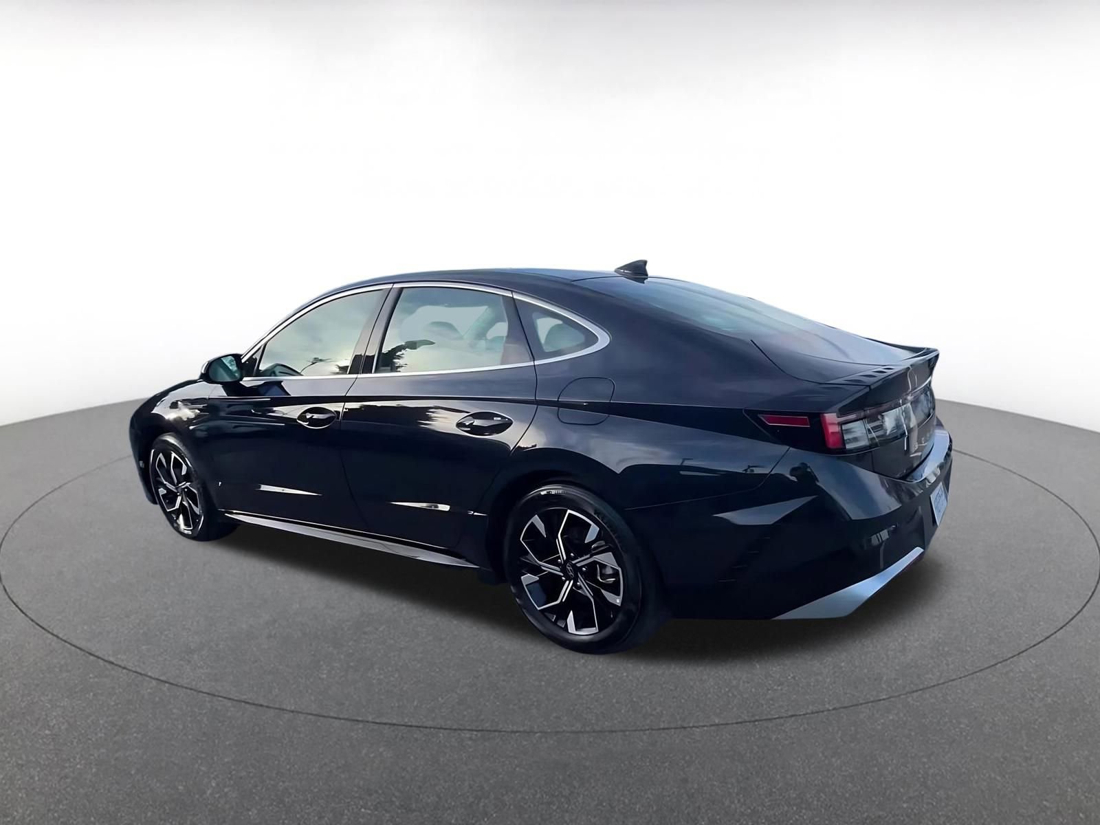 Thumbnail: 2025 Hyundai Sonata - 10