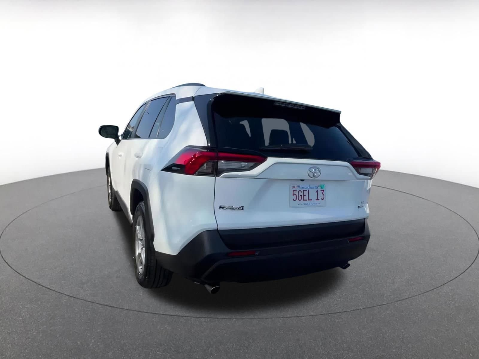 Thumbnail: 2025 Toyota RAV4 - 11