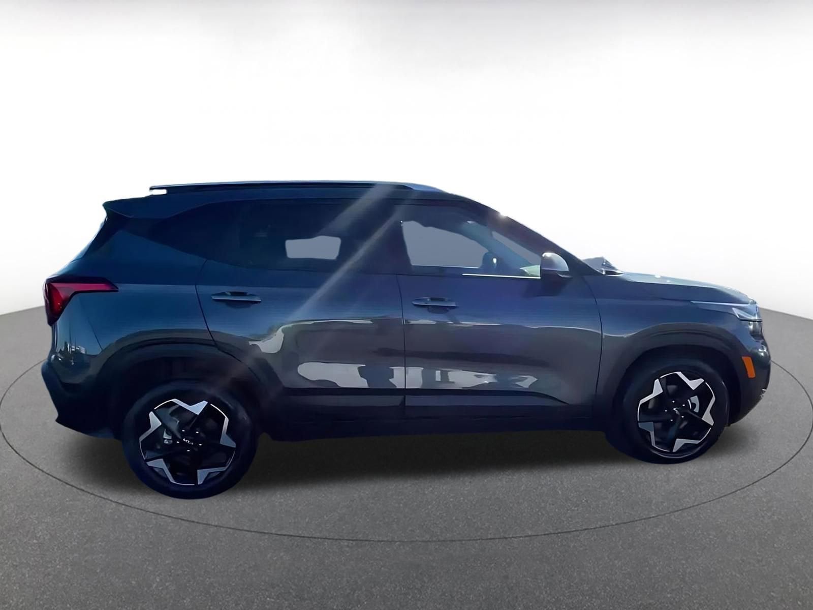 Thumbnail: 2025 Kia Seltos - 9