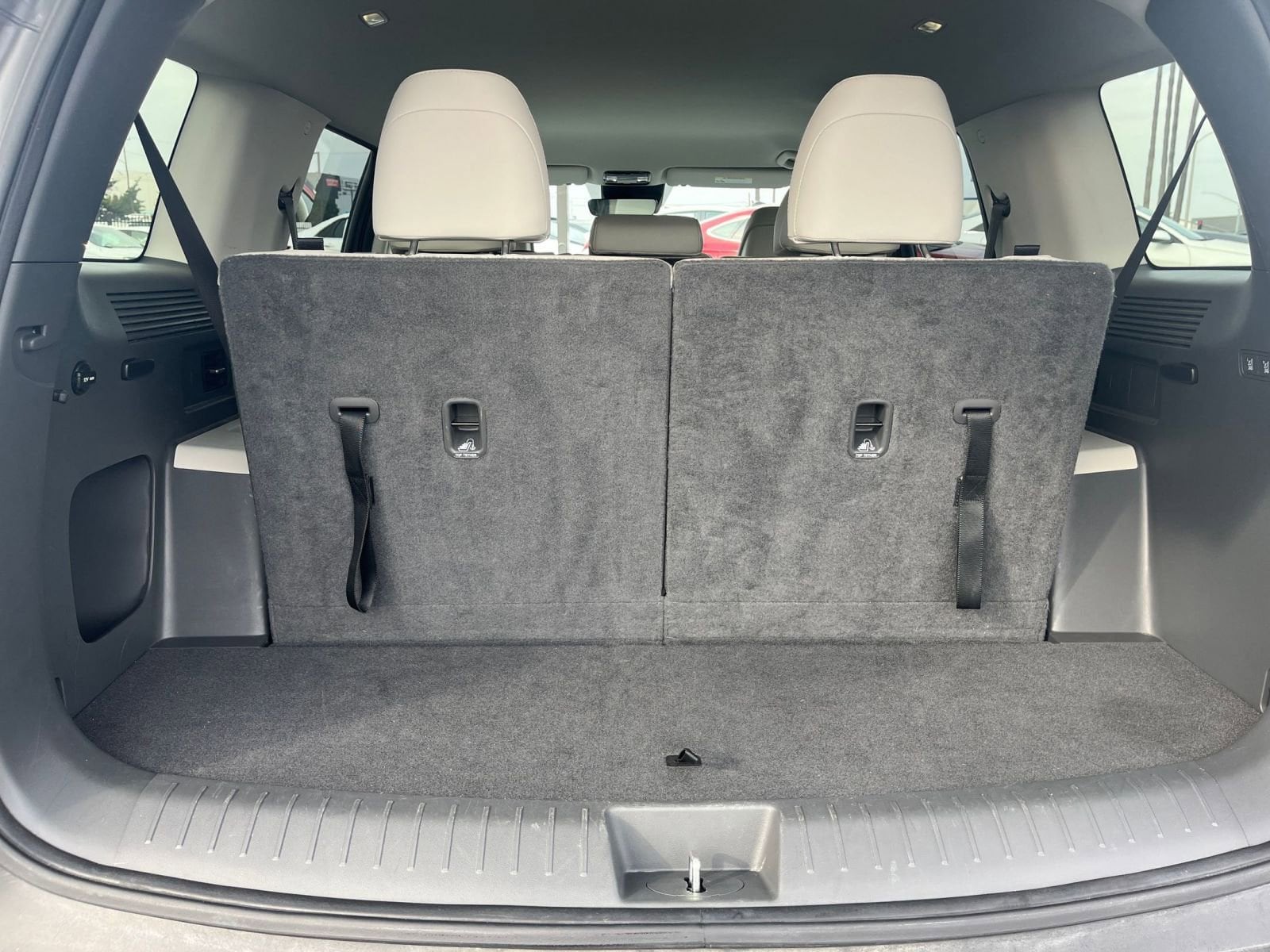 Thumbnail: 2025 Hyundai Santa Fe - 31