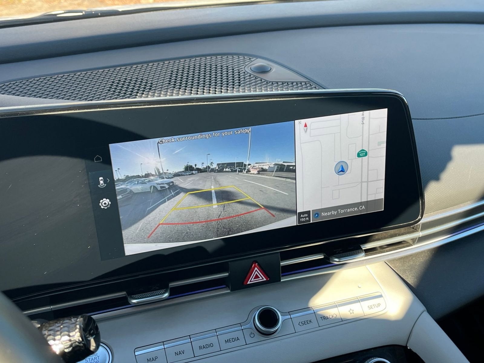 Thumbnail: 2025 Hyundai Elantra - 17