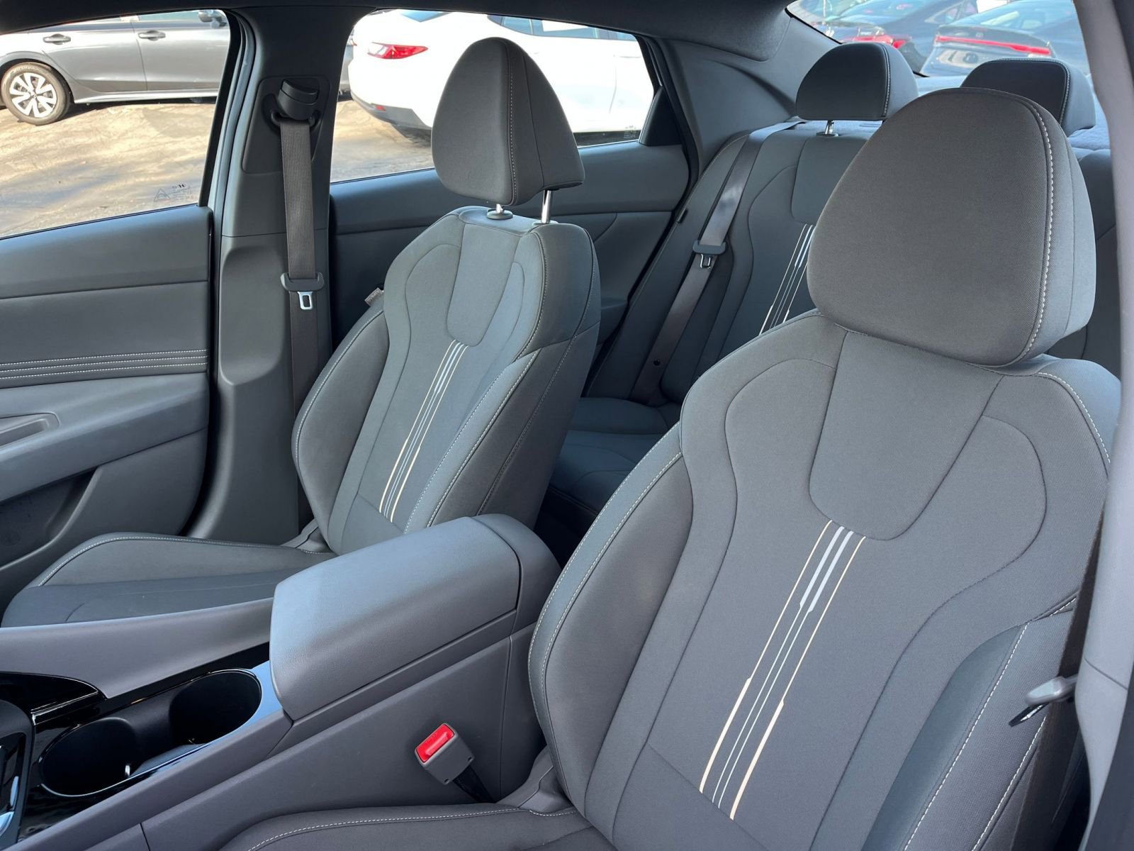 Thumbnail: 2025 Hyundai Elantra - 27