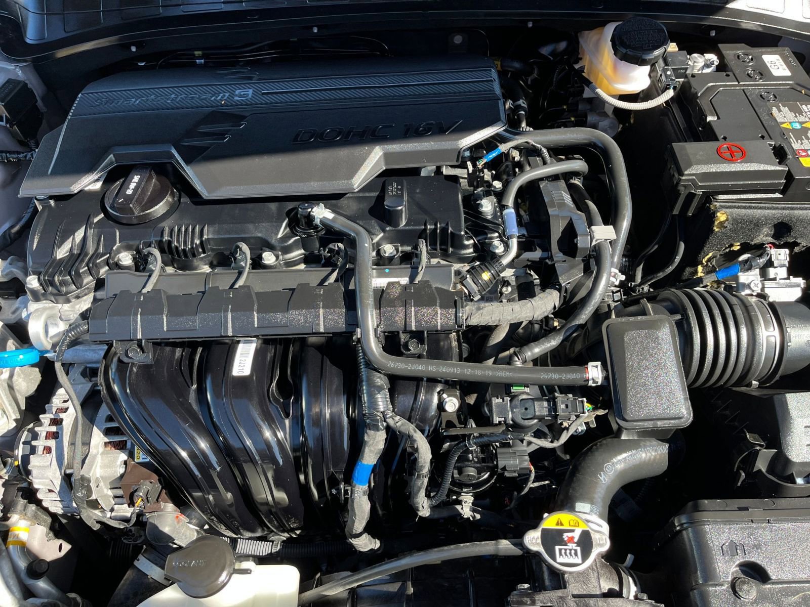 Thumbnail: 2025 Hyundai Elantra - 32