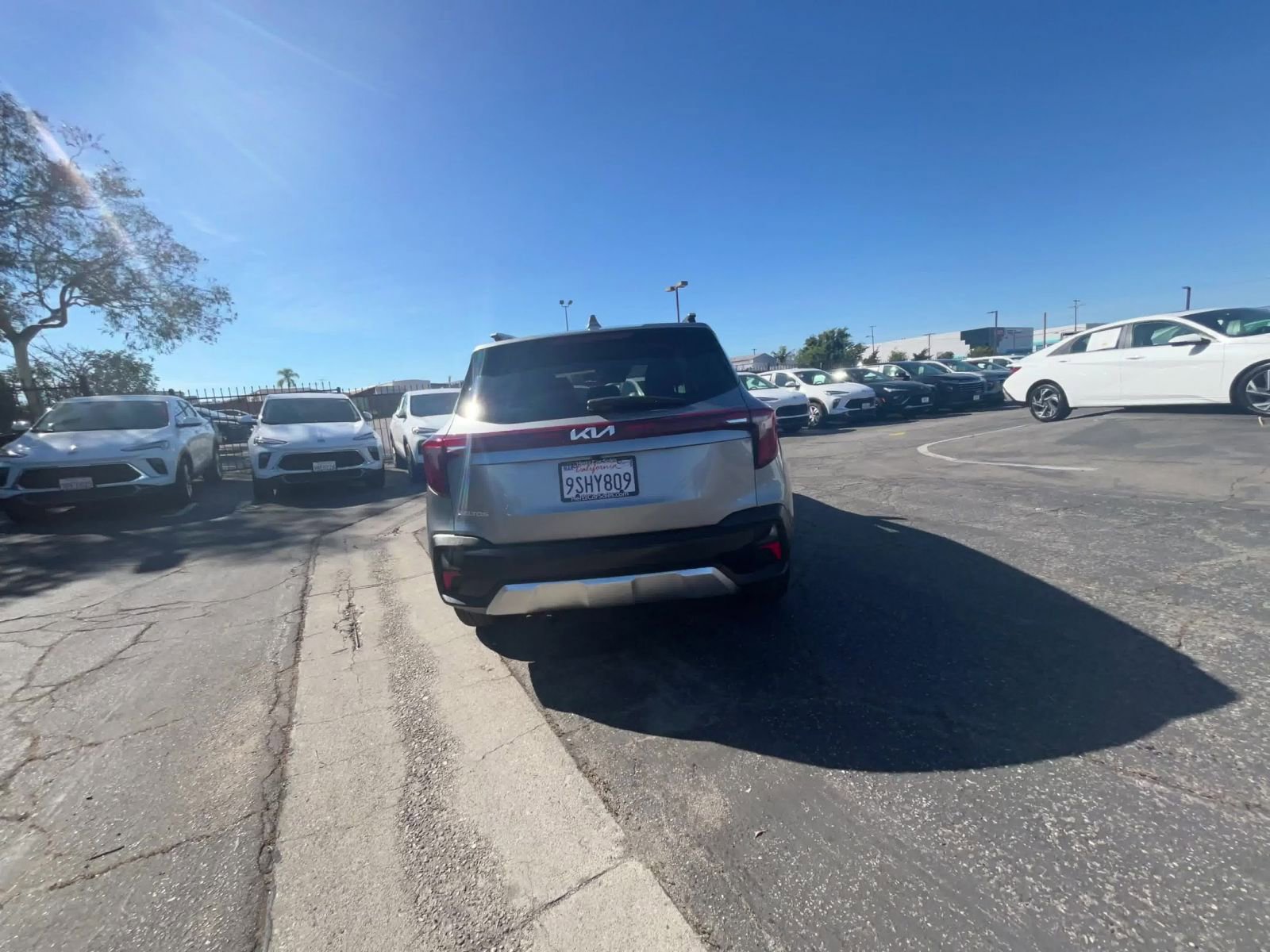 Thumbnail: 2025 Kia Seltos - 16