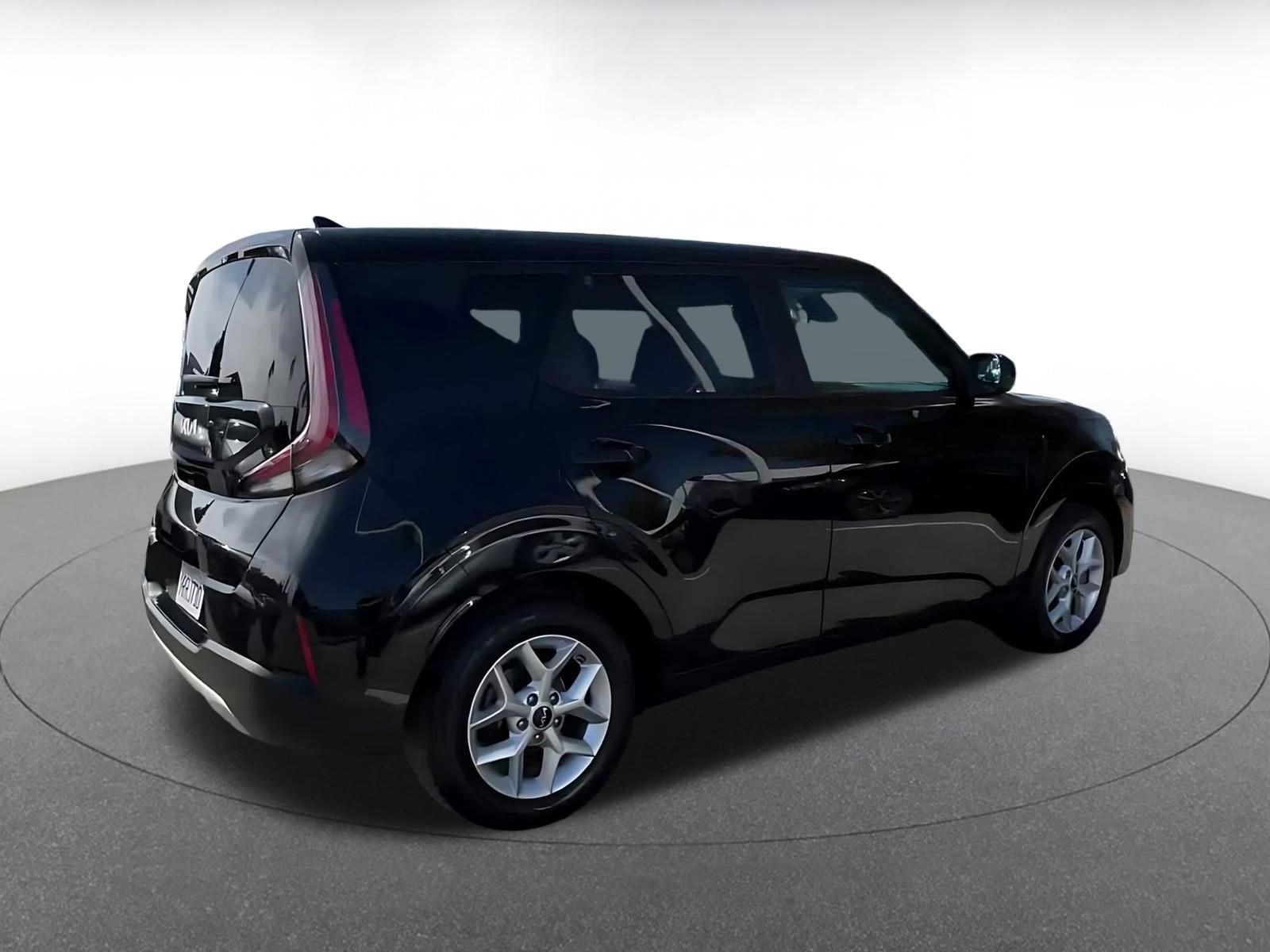 Thumbnail: 2025 Kia Soul - 14