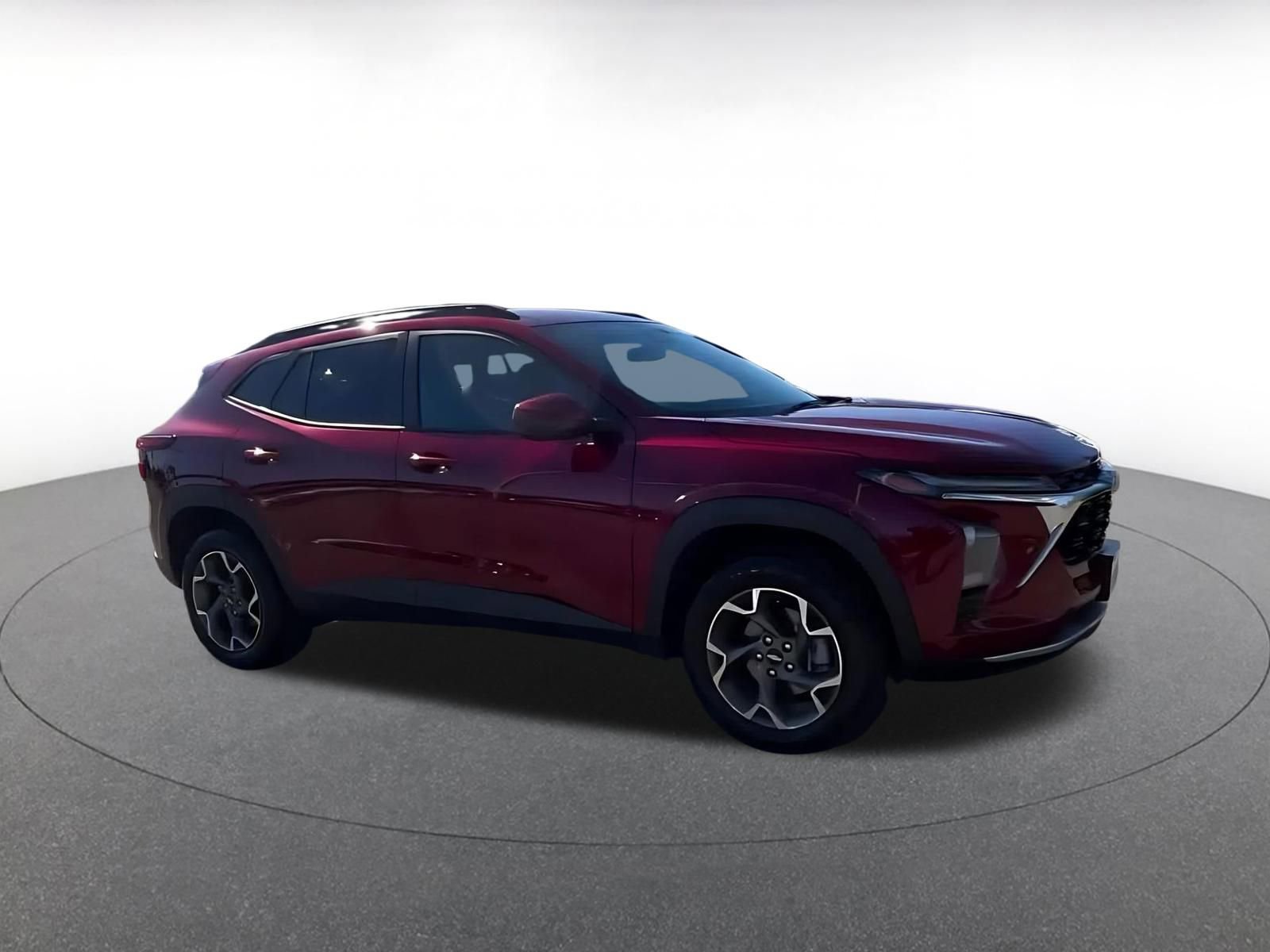 Thumbnail: 2025 Chevrolet Trax - 2