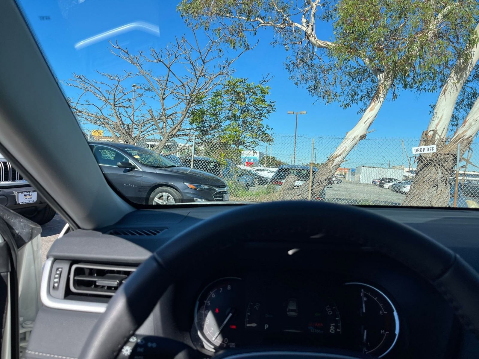 Thumbnail: 2025 Toyota RAV4 - 34