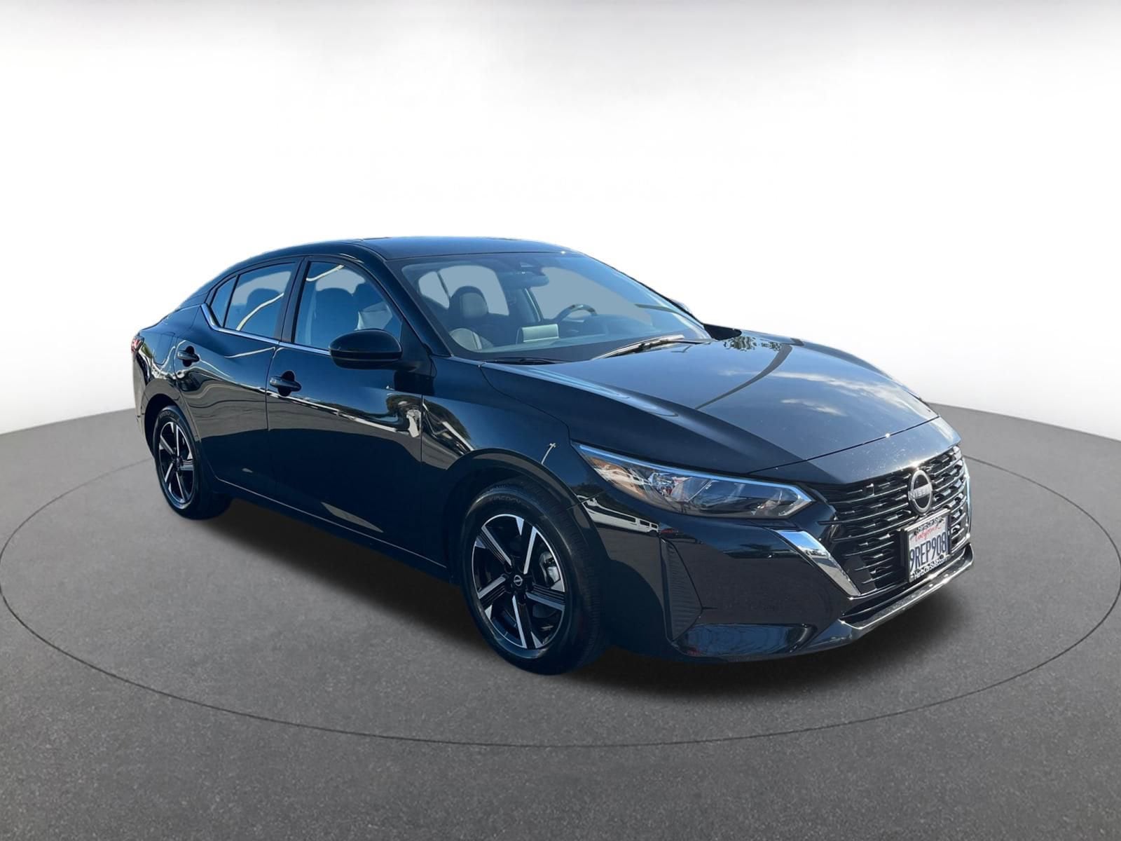 Thumbnail: 2025 Nissan Sentra - 1