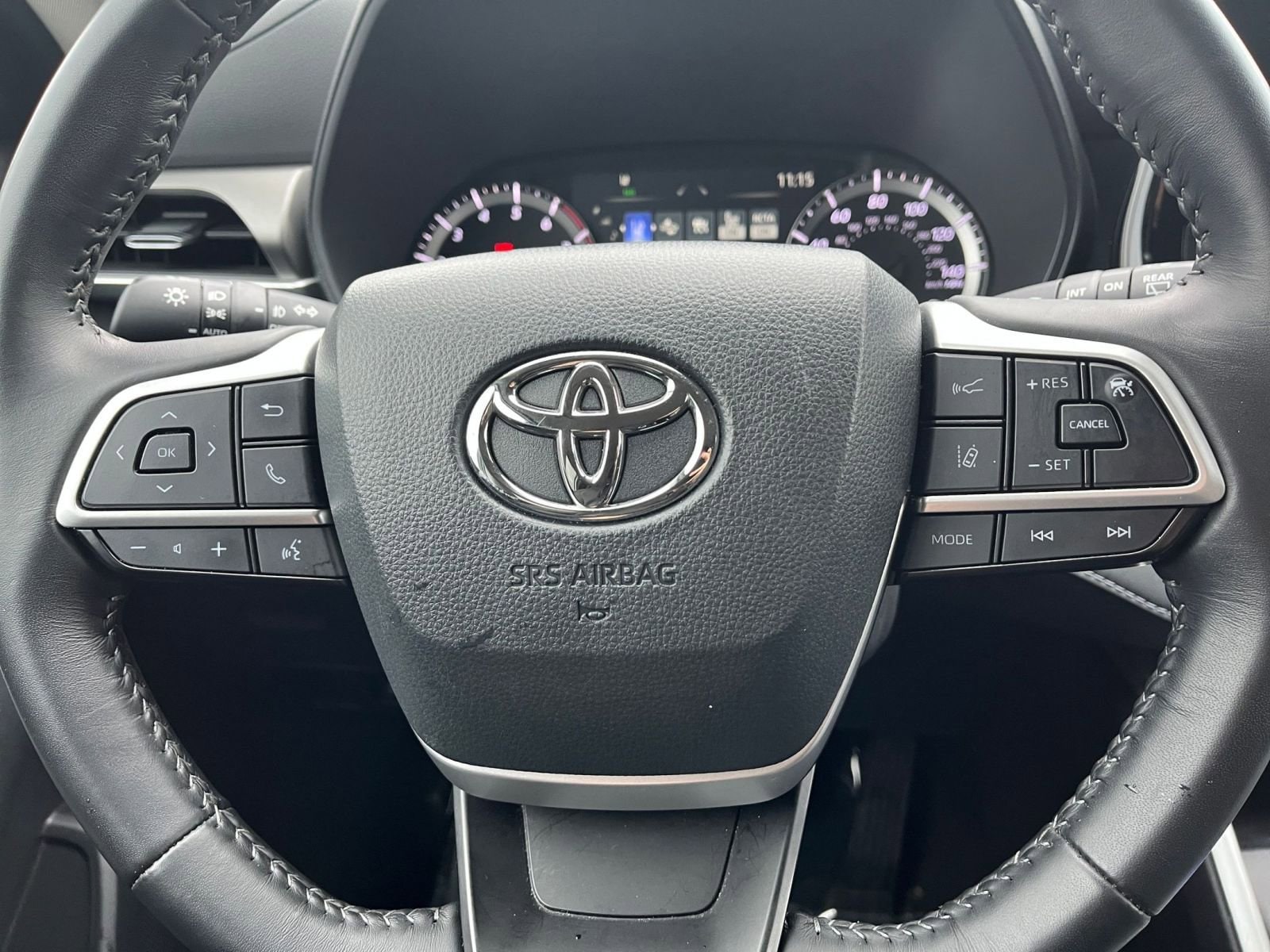 Thumbnail: 2025 Toyota Highlander - 29