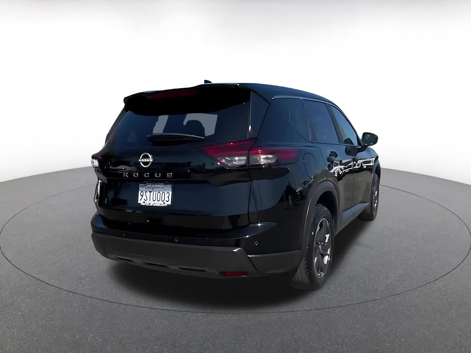 Thumbnail: 2025 Nissan Rogue - 14