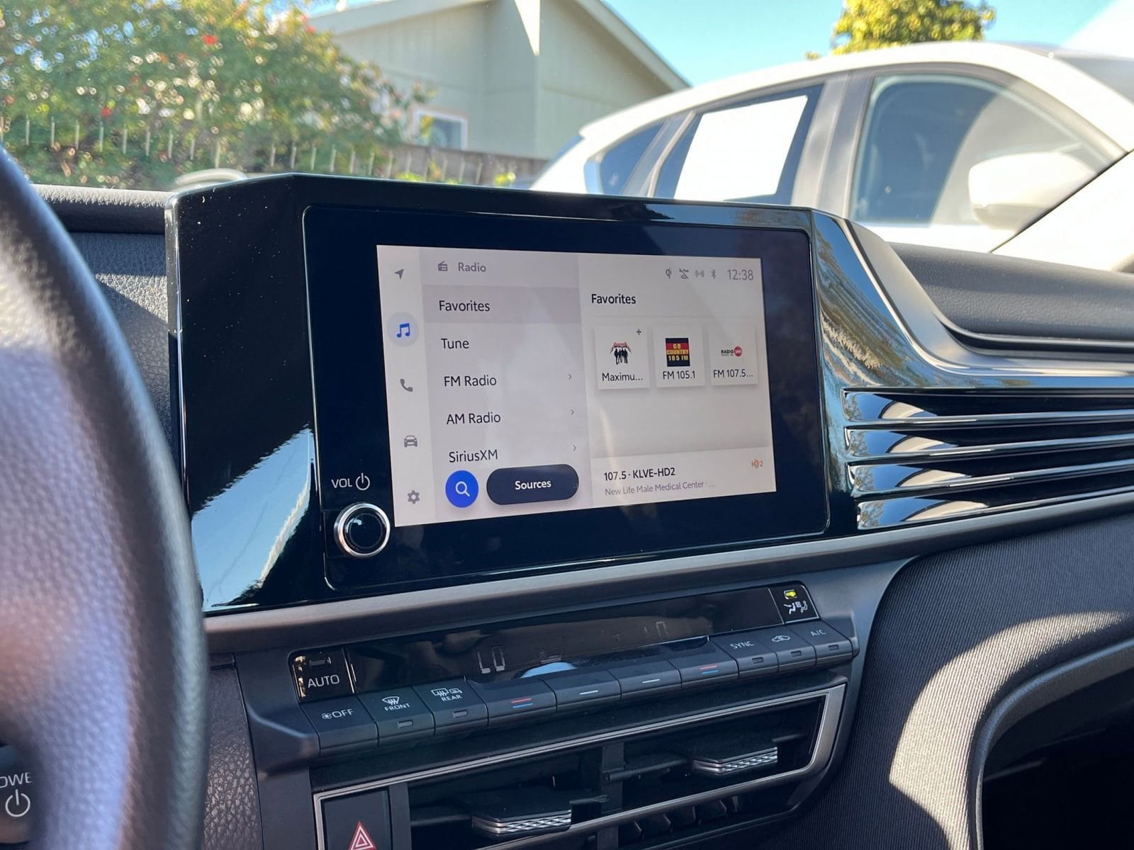 Thumbnail: 2025 Toyota Camry - 21