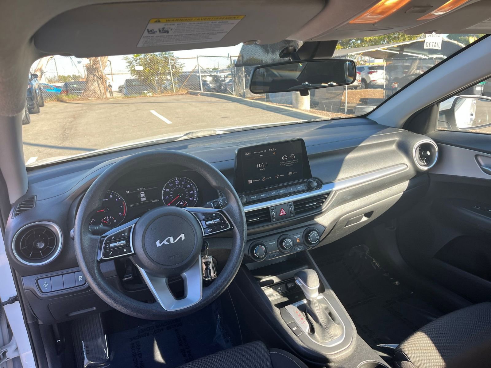 Thumbnail: 2023 Kia Forte - 33